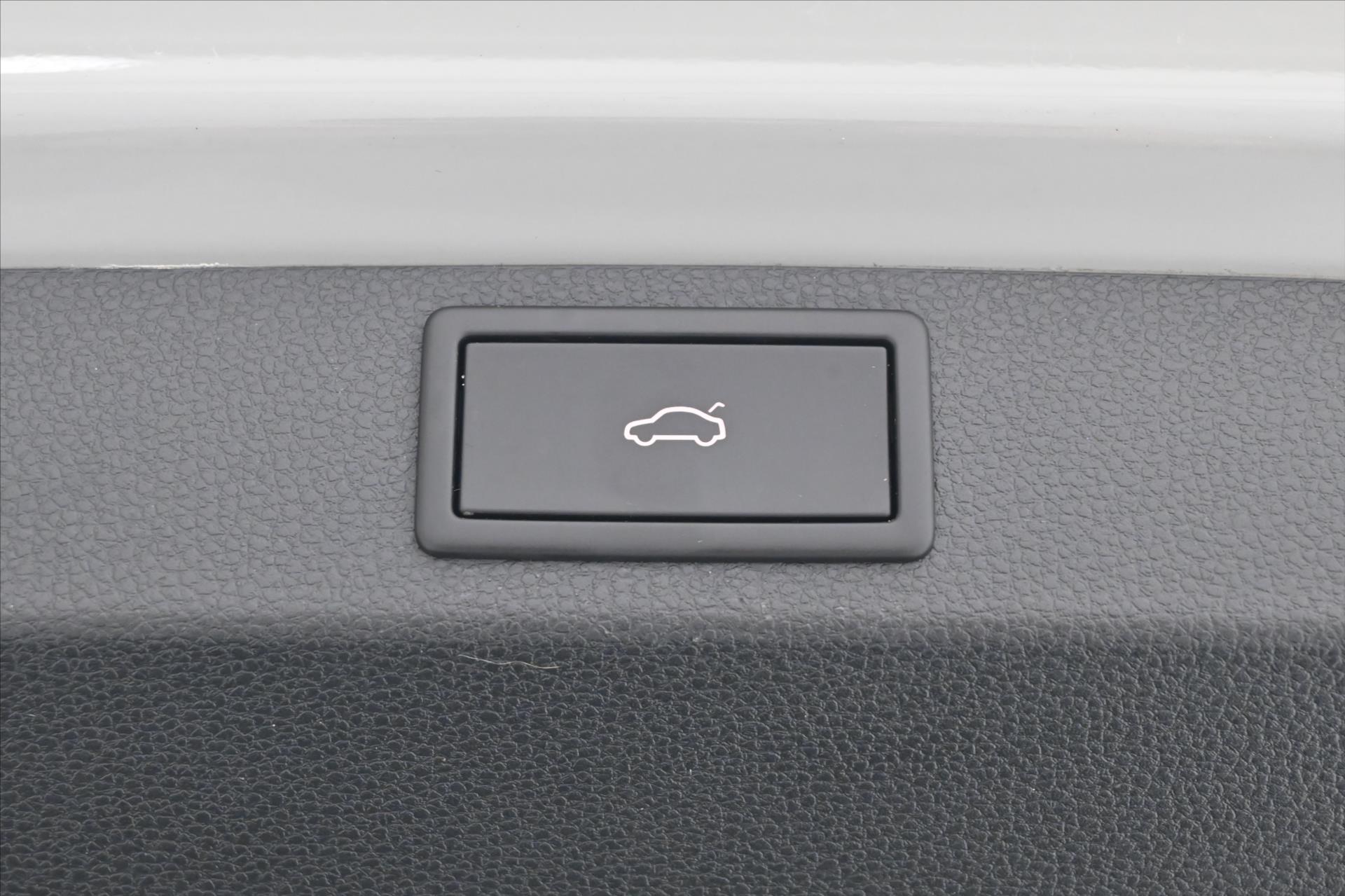 Main photo of the car Skoda Karoq 1.5 TSI 110 kW DSG Sportline Warranty up to 5 years (30)