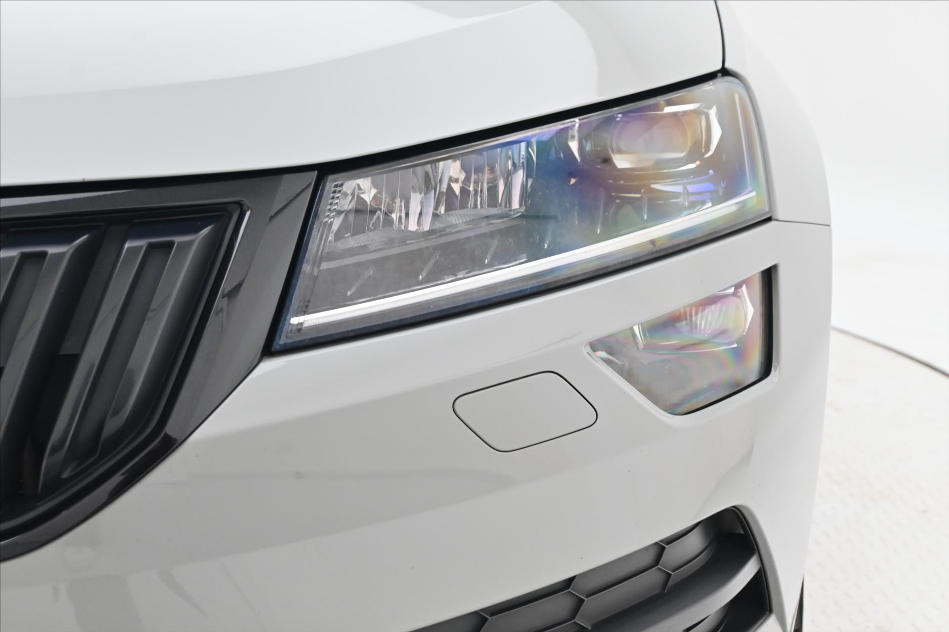 Hlavní fotografie vozu Škoda Karoq 1,5 TSi 110kW DSG Sportline Záruka až 5 let (31)