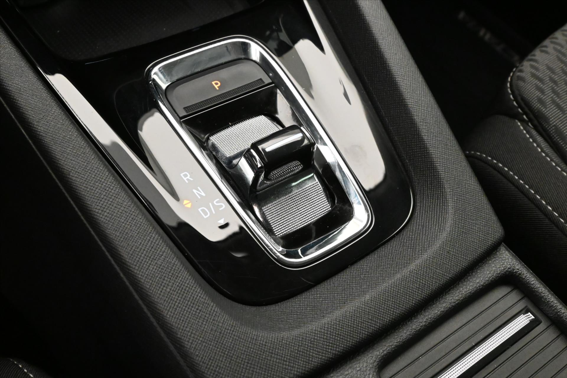 Hlavní fotografie vozu Škoda Octavia 2,0 TDI 110 kW DSG Style Záruka až 5 let (21)