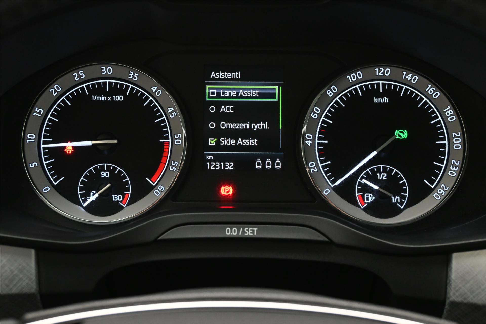 Hlavní fotografie vozu Škoda Kodiaq 2,0 TDI 147 kW 4x4 DSG Ambition Záruka až 5 let (16)