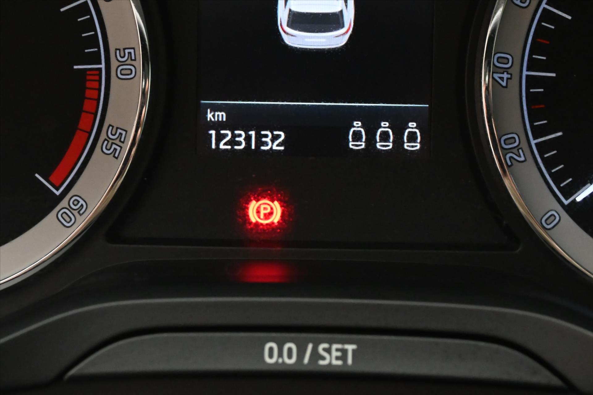 Hlavní fotografie vozu Škoda Kodiaq 2,0 TDI 147 kW 4x4 DSG Ambition Záruka až 5 let (17)