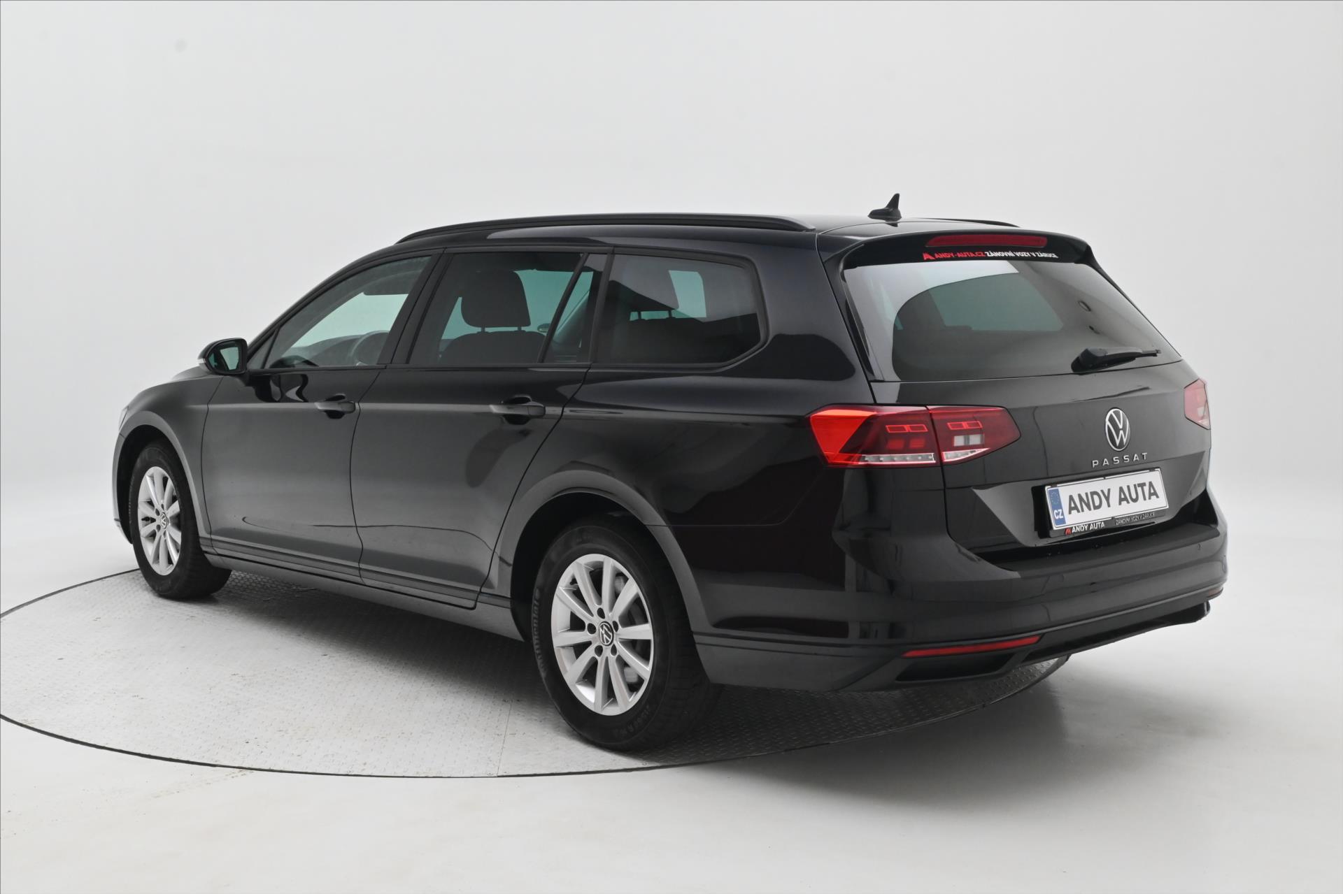 Hlavní fotografie vozu Volkswagen Passat 2,0 TDI 110 kW DSG Navi Záruka až 5 let (8)