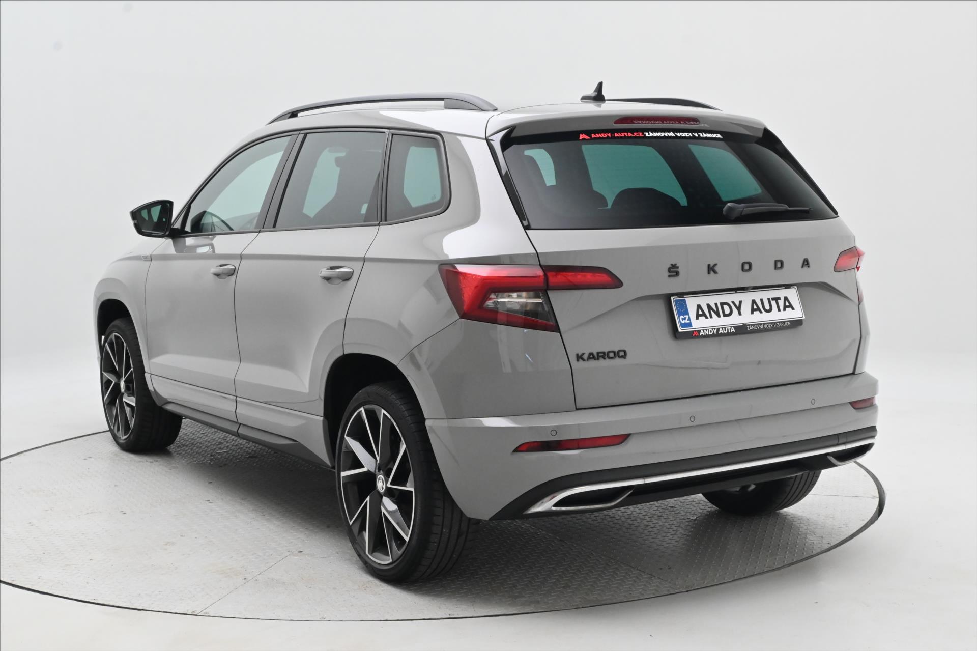 Hlavní fotografie vozu Škoda Karoq 1,5 TSI 110 kW DSG Sportline Záruka až 5 let (8)