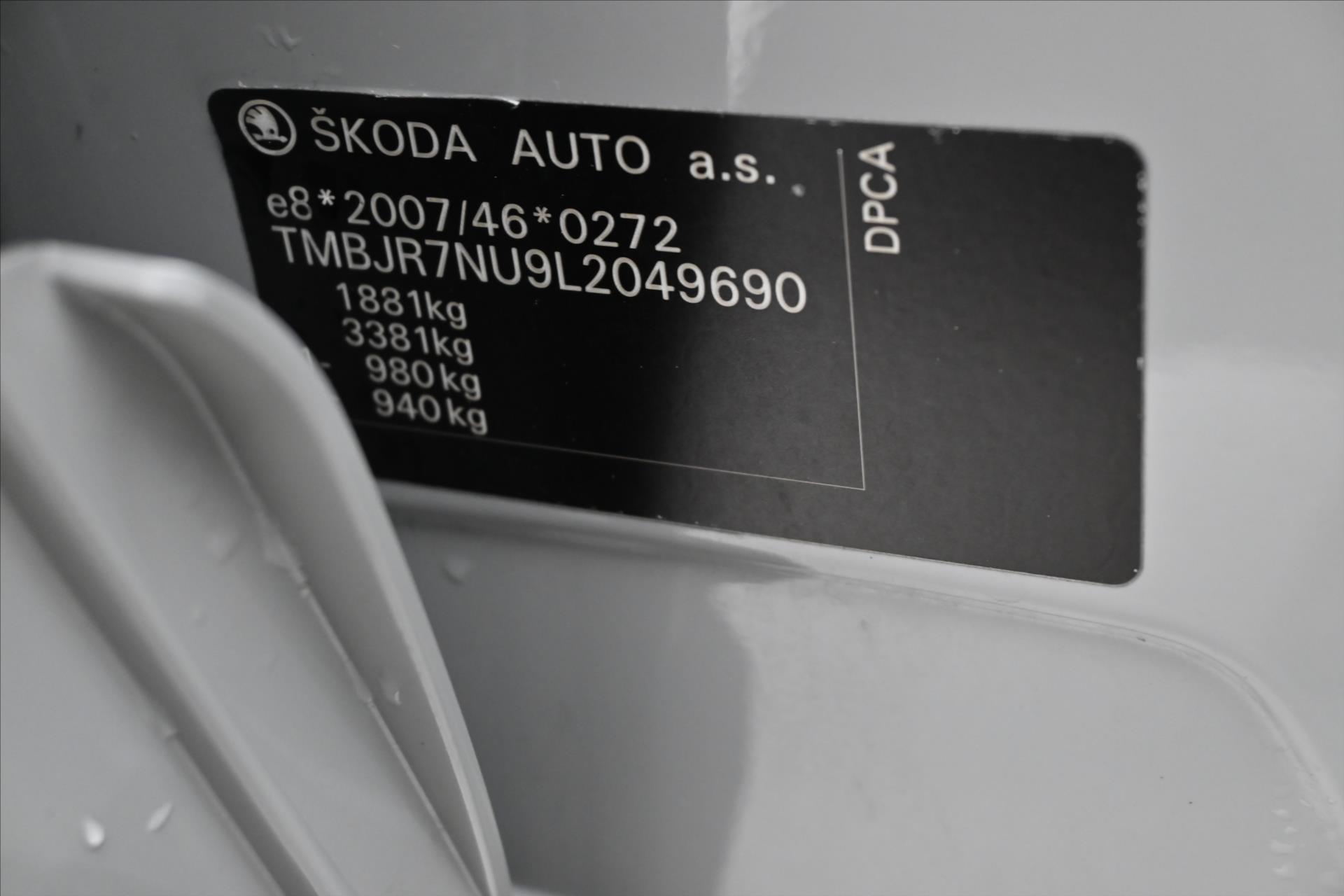 Hlavní fotografie vozu Škoda Karoq 1,5 TSi 110kW DSG Sportline ZÁRUKA AŽ 5 LET (11)