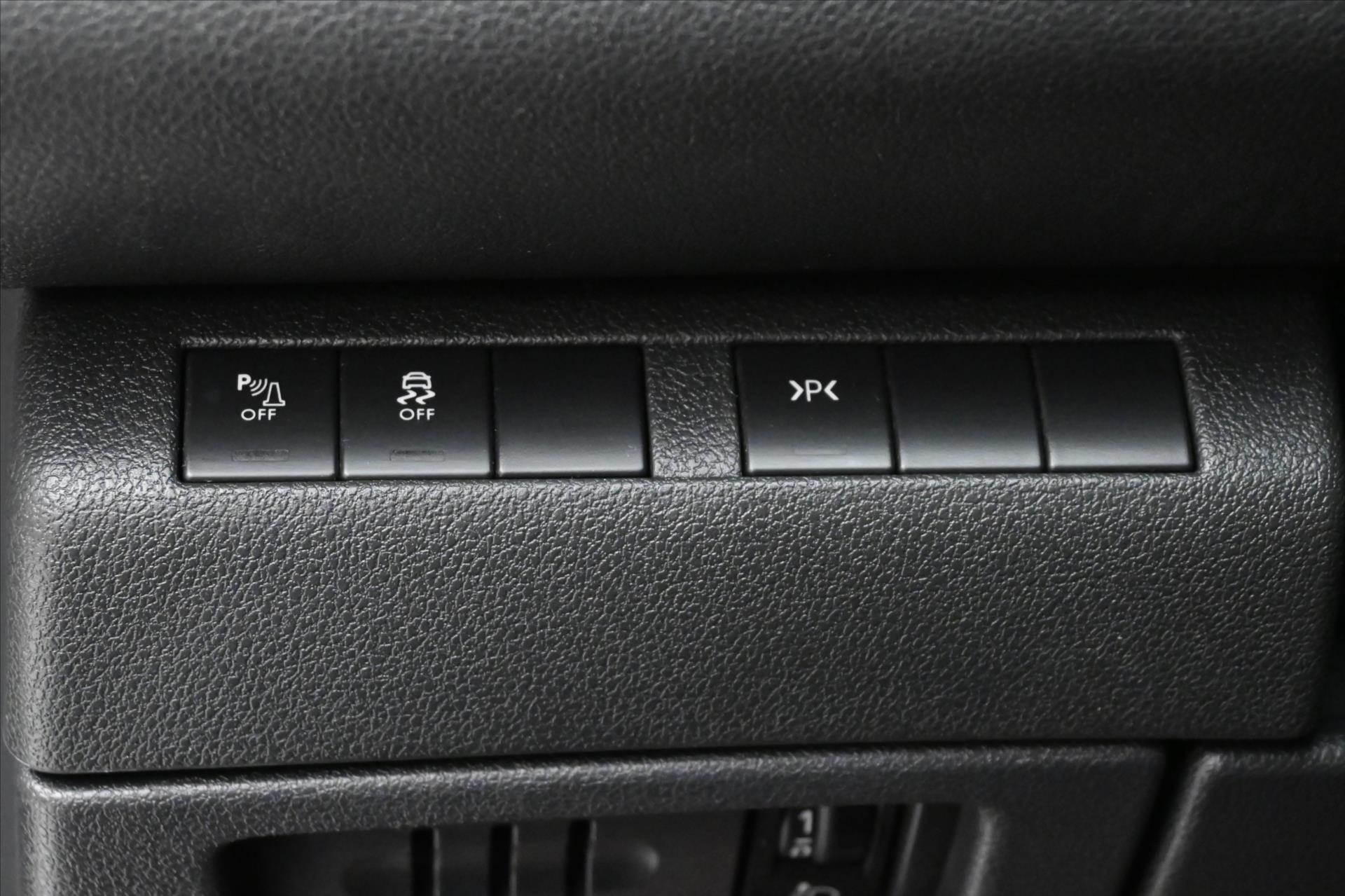 Hlavní fotografie vozu Peugeot 5008 1,6 HDi 84 kW 7/míst PANORAMA Záruka až 5 let (26)