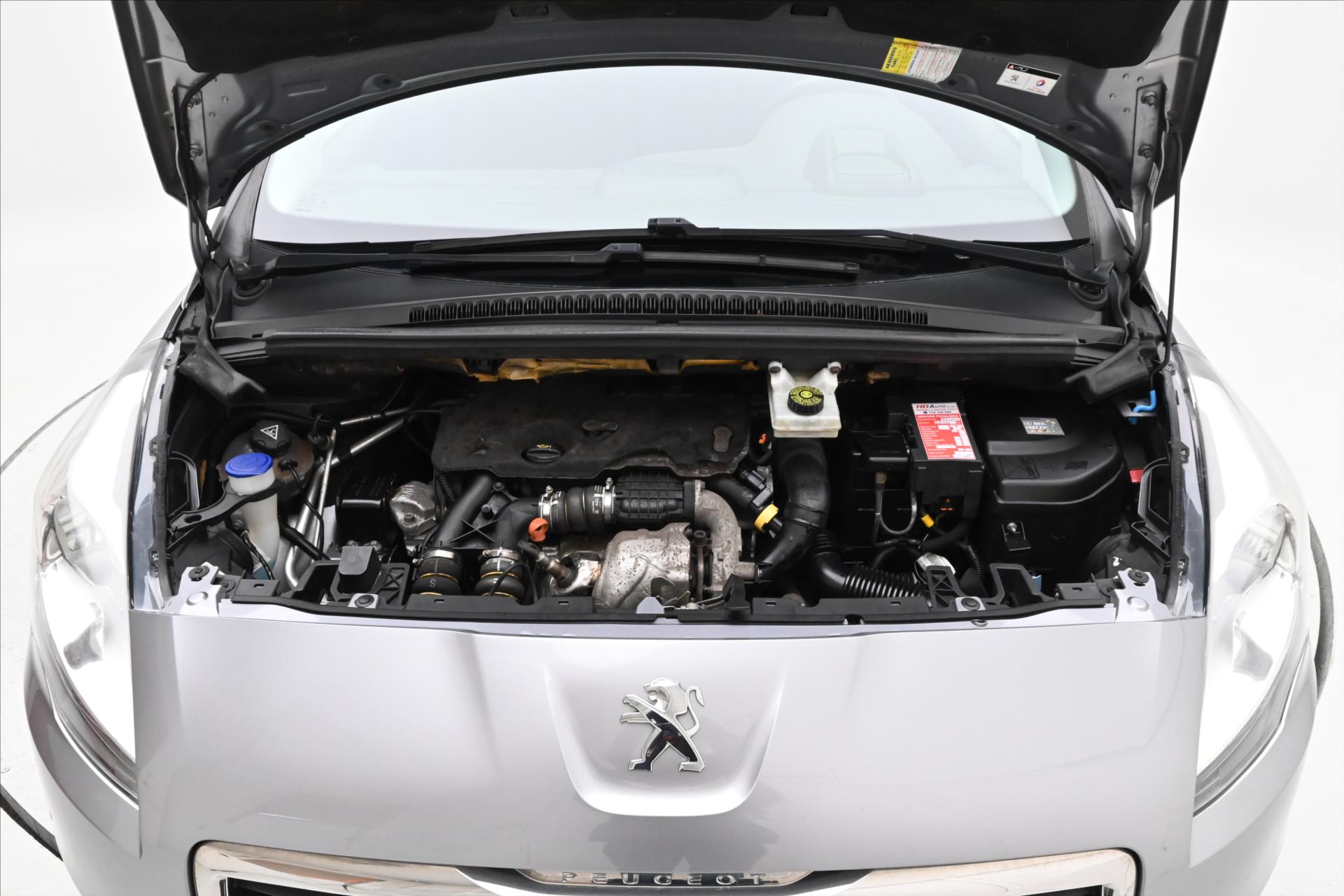 Hlavní fotografie vozu Peugeot 5008 1,6 HDi 84 kW 7/míst PANORAMA Záruka až 5 let (9)