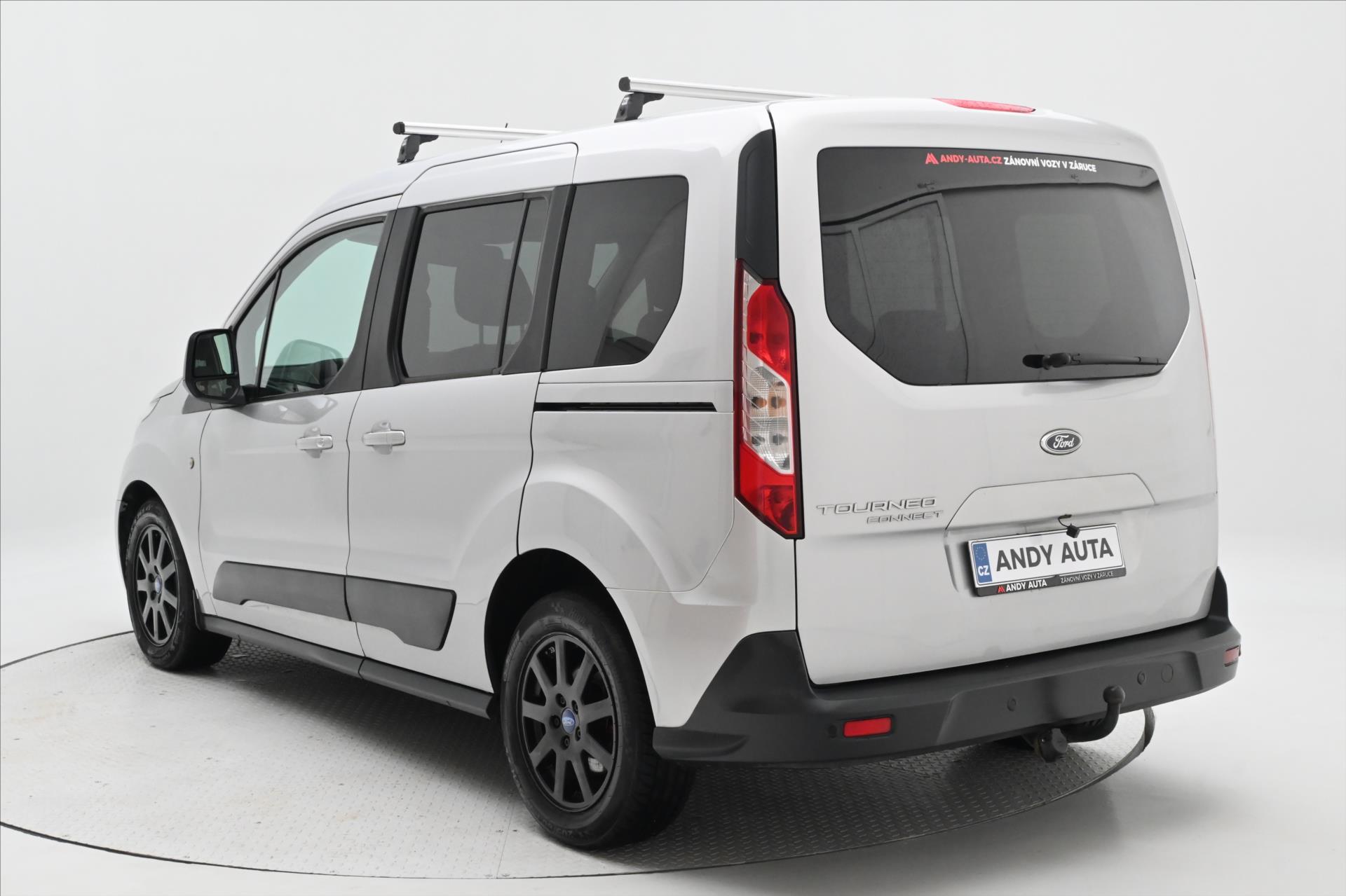 Hlavní fotografie vozu Ford Tourneo Connect 1,6 TDCi 70 kW TAŽNÉ Záruka až 5 let (6)