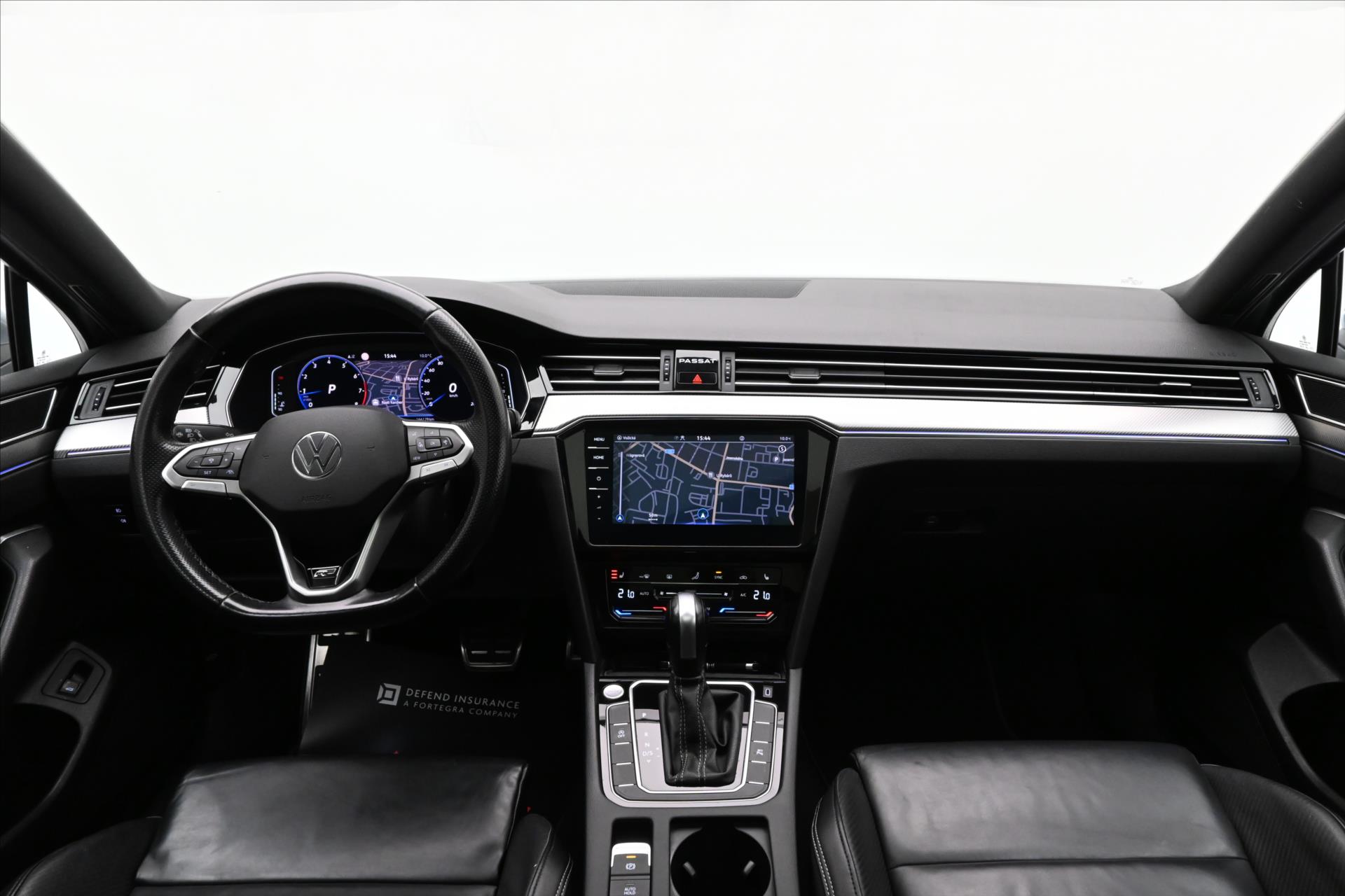 Hlavní fotografie vozu Volkswagen Passat 2,0 TSI 140kW DSG R-Line ZÁRUKA AŽ 5 LET (14)