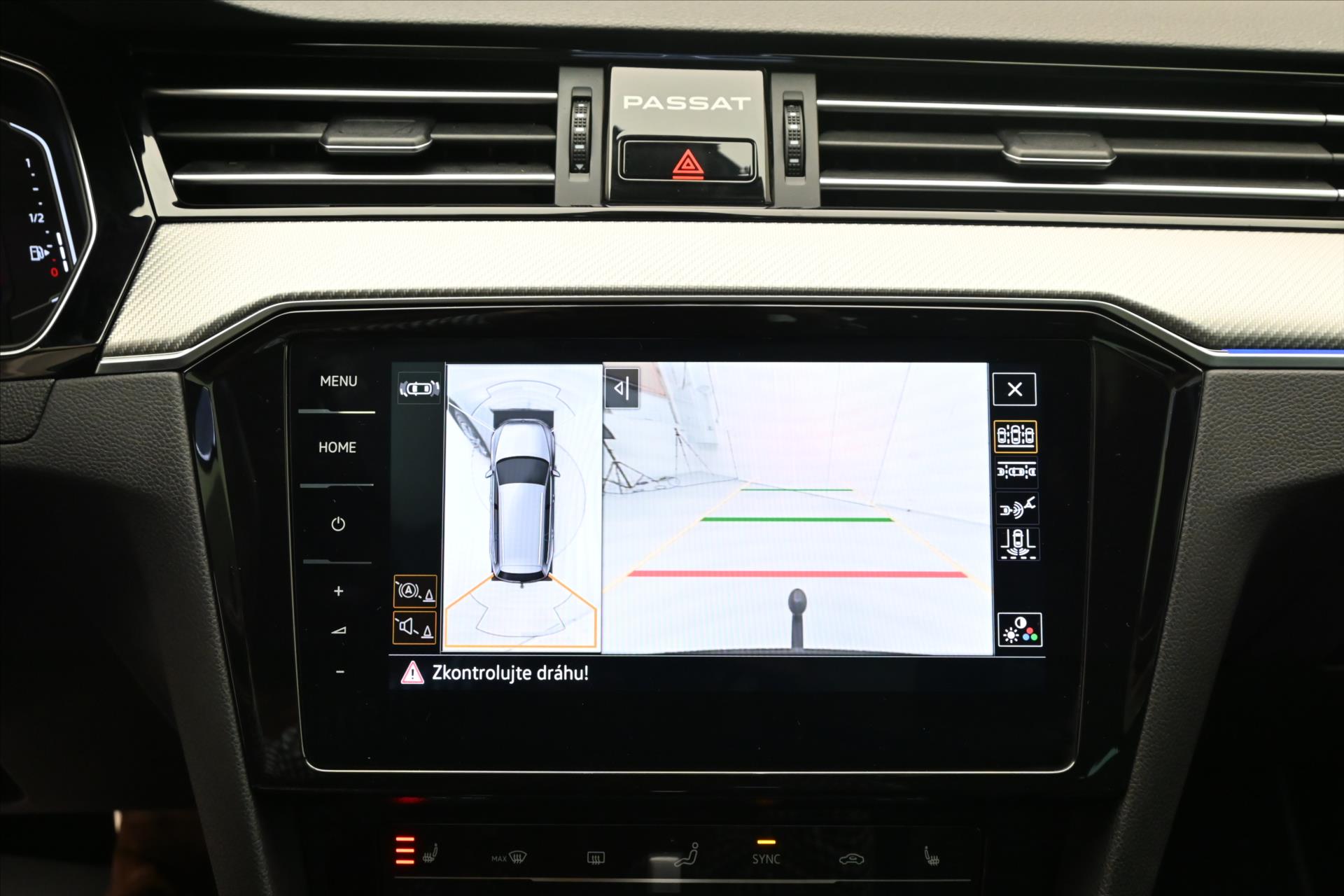 Hlavní fotografie vozu Volkswagen Passat 2,0 TSI 140kW DSG R-Line ZÁRUKA AŽ 5 LET (20)