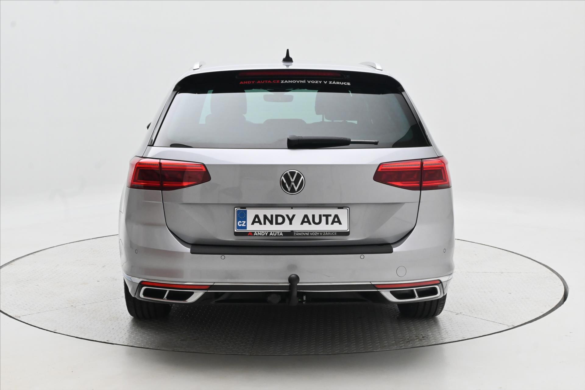 Hlavní fotografie vozu Volkswagen Passat 2,0 TSI 140kW DSG R-Line ZÁRUKA AŽ 5 LET (5)