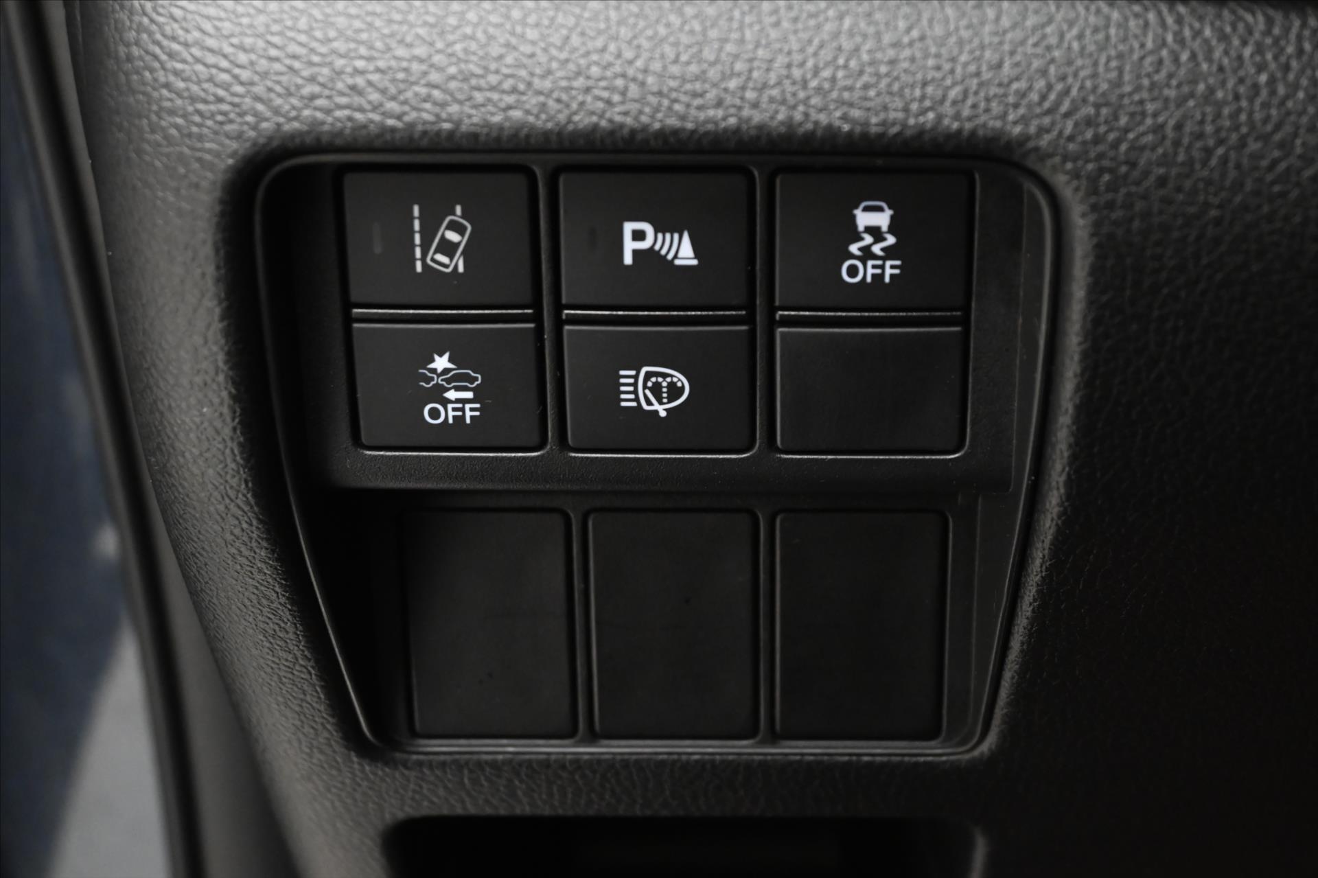 Hlavní fotografie vozu Honda CR-V 2,0 i e:HEV 2WD 135 kW ELEGANCE Záruka až 5 let (25)