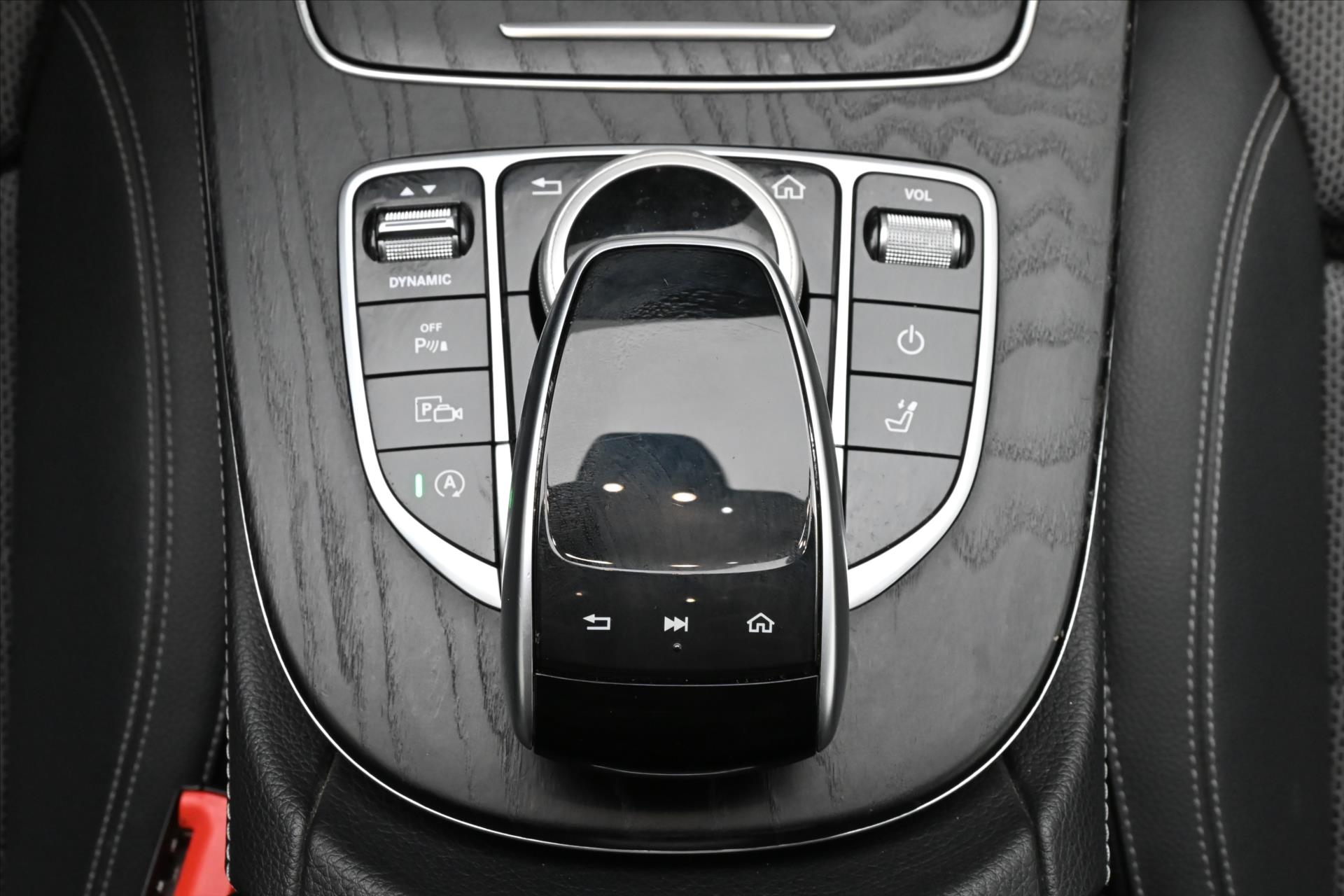 Hlavní fotografie vozu Mercedes-Benz Třídy E 2,0 220d 143kW 9G-Tronic Záruka až 5 let (23)