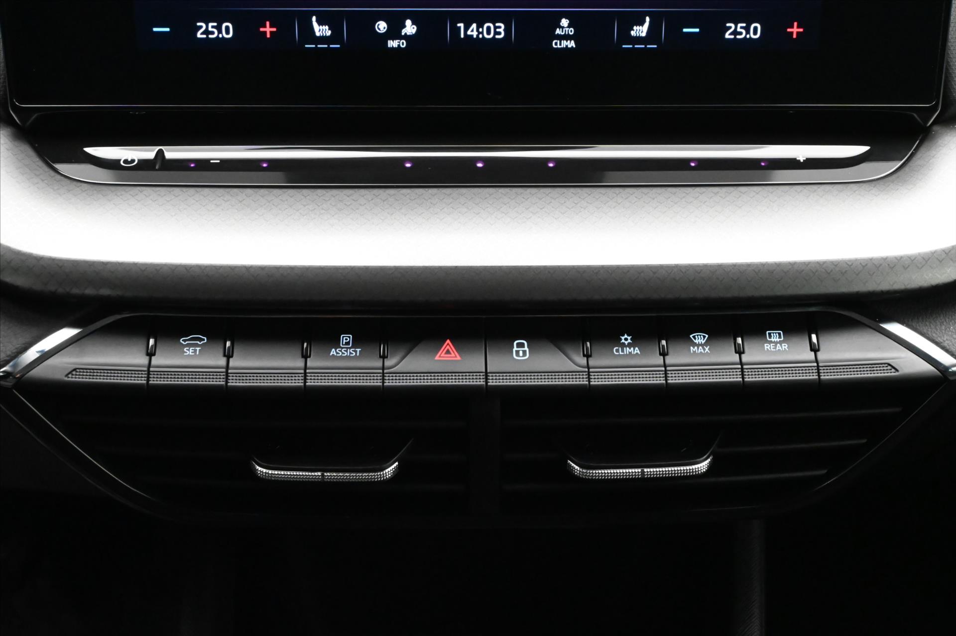 Hlavní fotografie vozu Škoda Octavia 2,0 TDI 110 kW Ambition Záruka až 5 let (22)