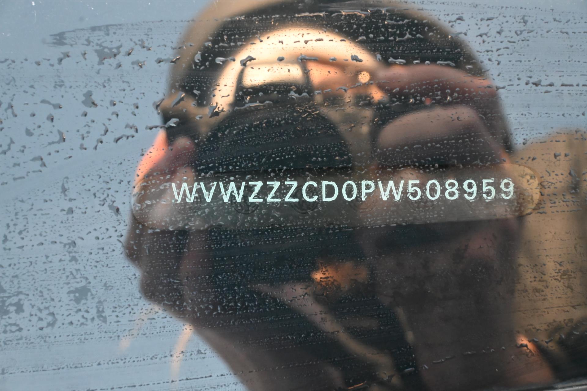 Hlavní fotografie vozu Volkswagen Golf 2,0 TDI 85kW Life DSG VŮZ PŘIPRAVUJEME K PRODEJI (3)