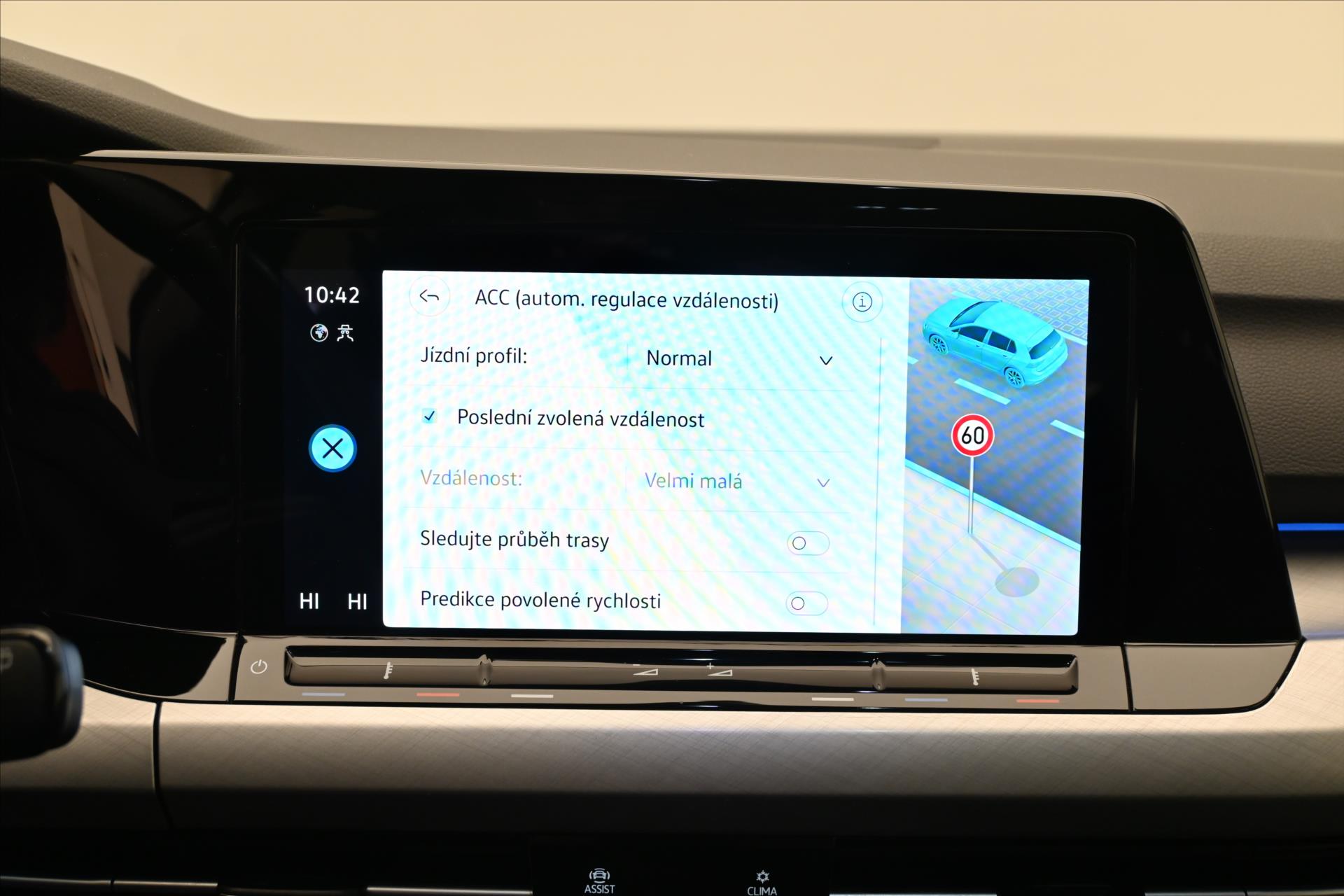 Hlavní fotografie vozu Volkswagen Golf 2,0 TDI 85kW Life DSG Záruka až 5 let (20)