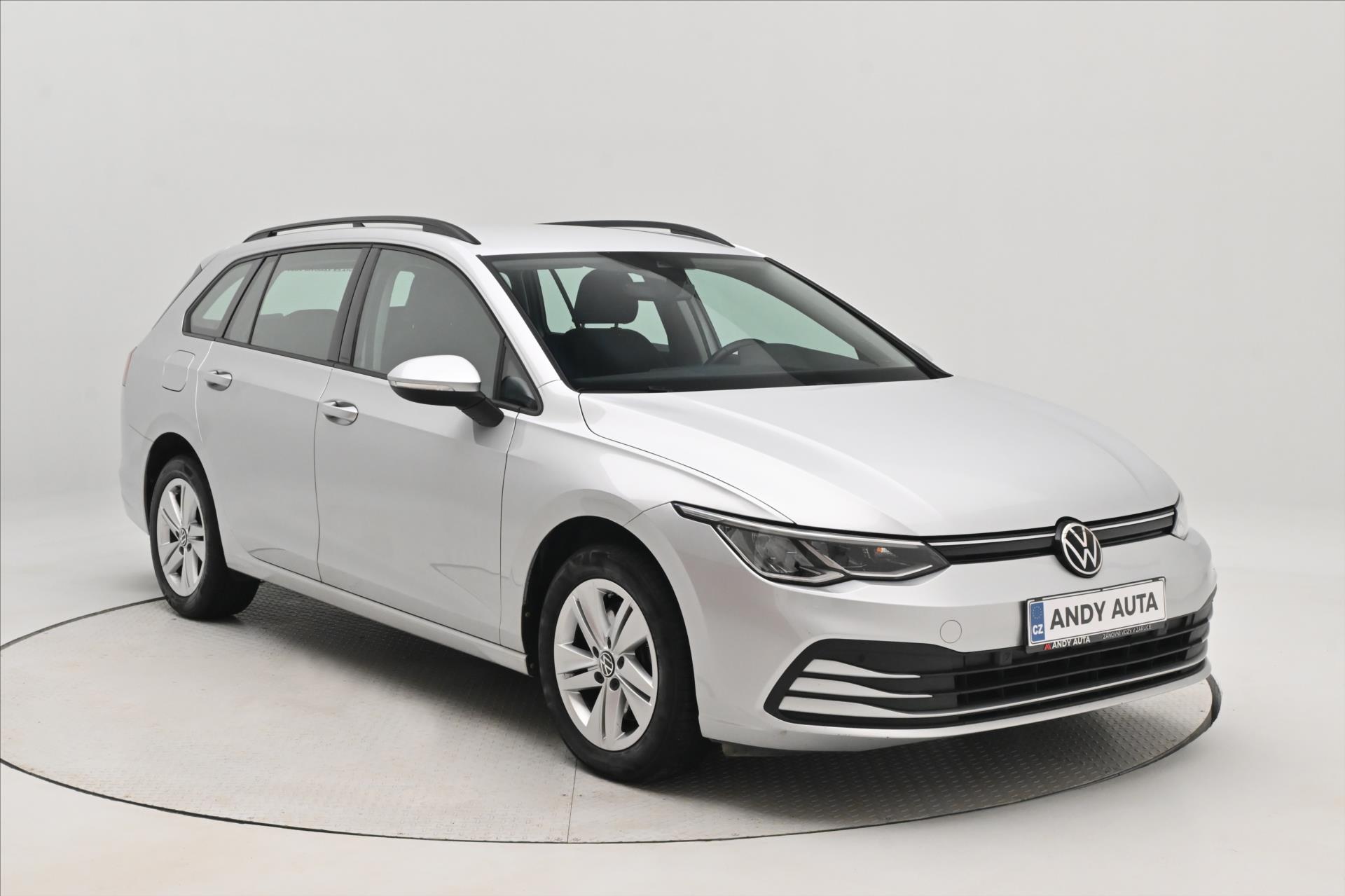 Hlavní fotografie vozu Volkswagen Golf 2,0 TDI 85kW Life DSG Záruka až 5 let (2)