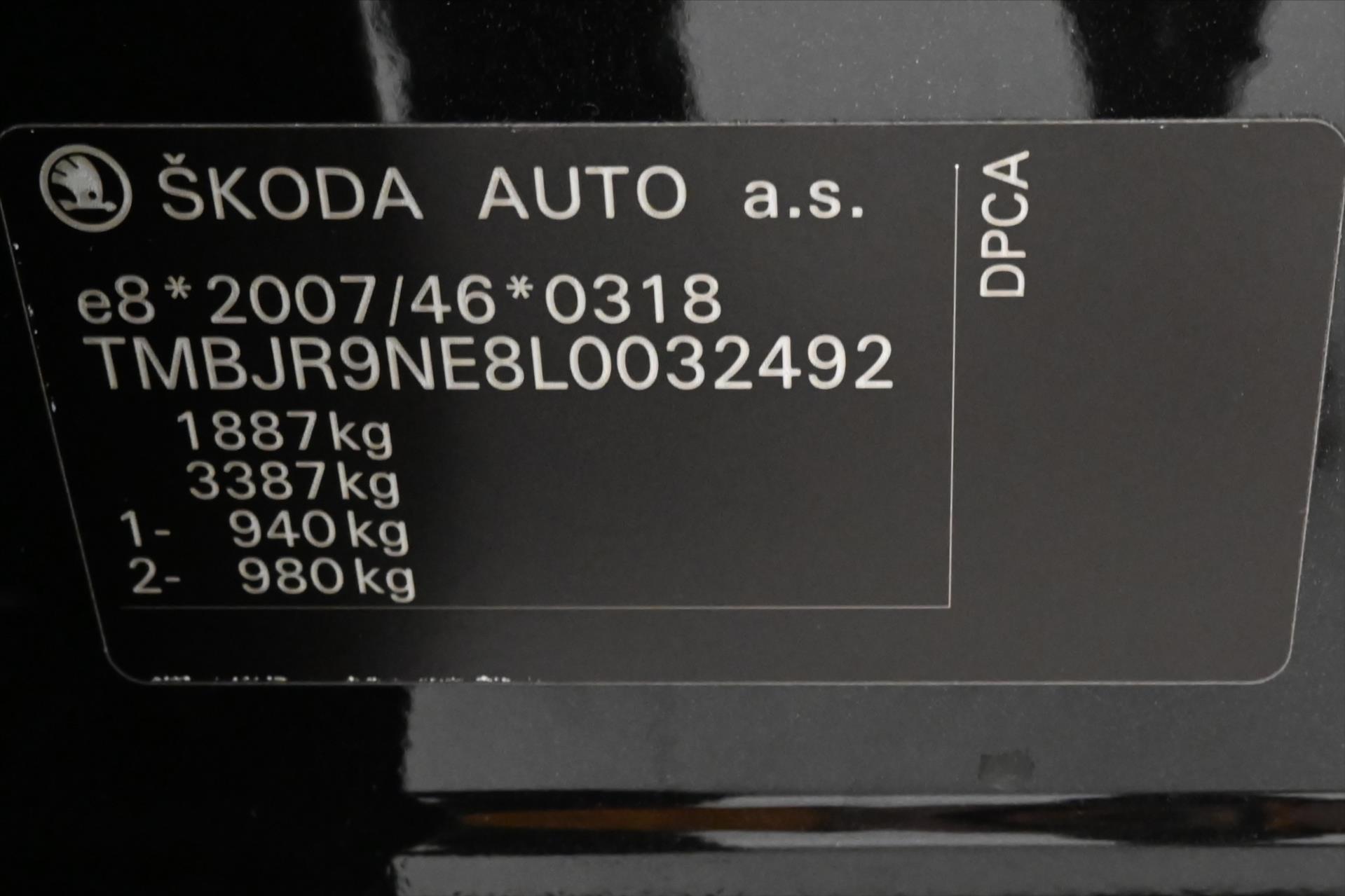 Hlavní fotografie vozu Škoda Octavia 1,5 TSI 110 kW DSG Business Záruka až 5 let (12)