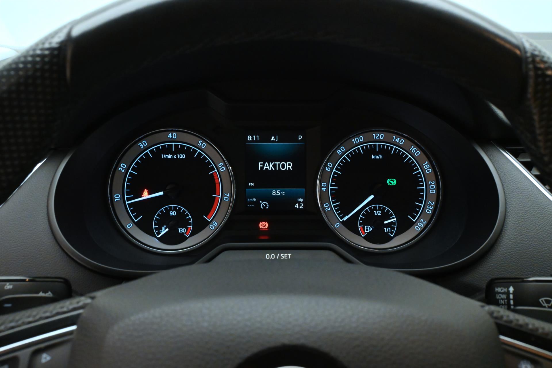 Hlavní fotografie vozu Škoda Octavia 1,5 TSI 110 kW DSG Business Záruka až 5 let (16)