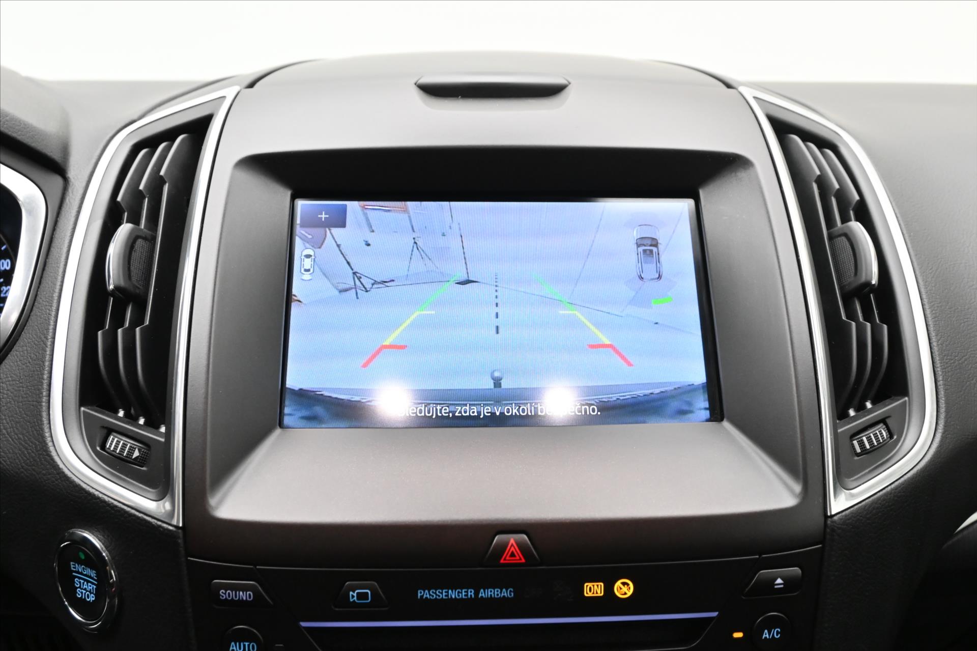 Hlavní fotografie vozu Ford S-MAX 2,0 EcoBlue 140 kW AT8 Záruka až 5 let (21)