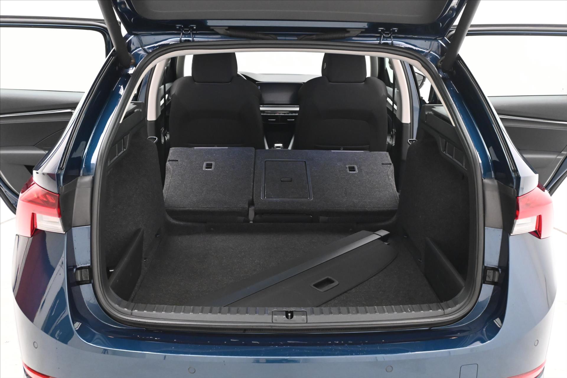 Hlavní fotografie vozu Škoda Octavia 2,0 TDI 110 kW BUSINESS DSG Záruka až 5 let (10)