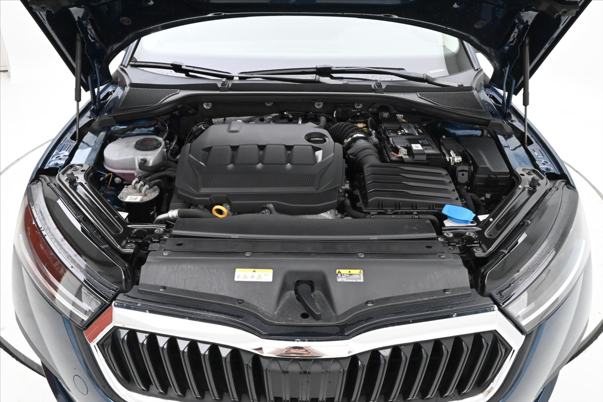 Hlavní fotografie vozu Škoda Octavia 2,0 TDI 110 kW DSG Business Záruka až 5 let (9)