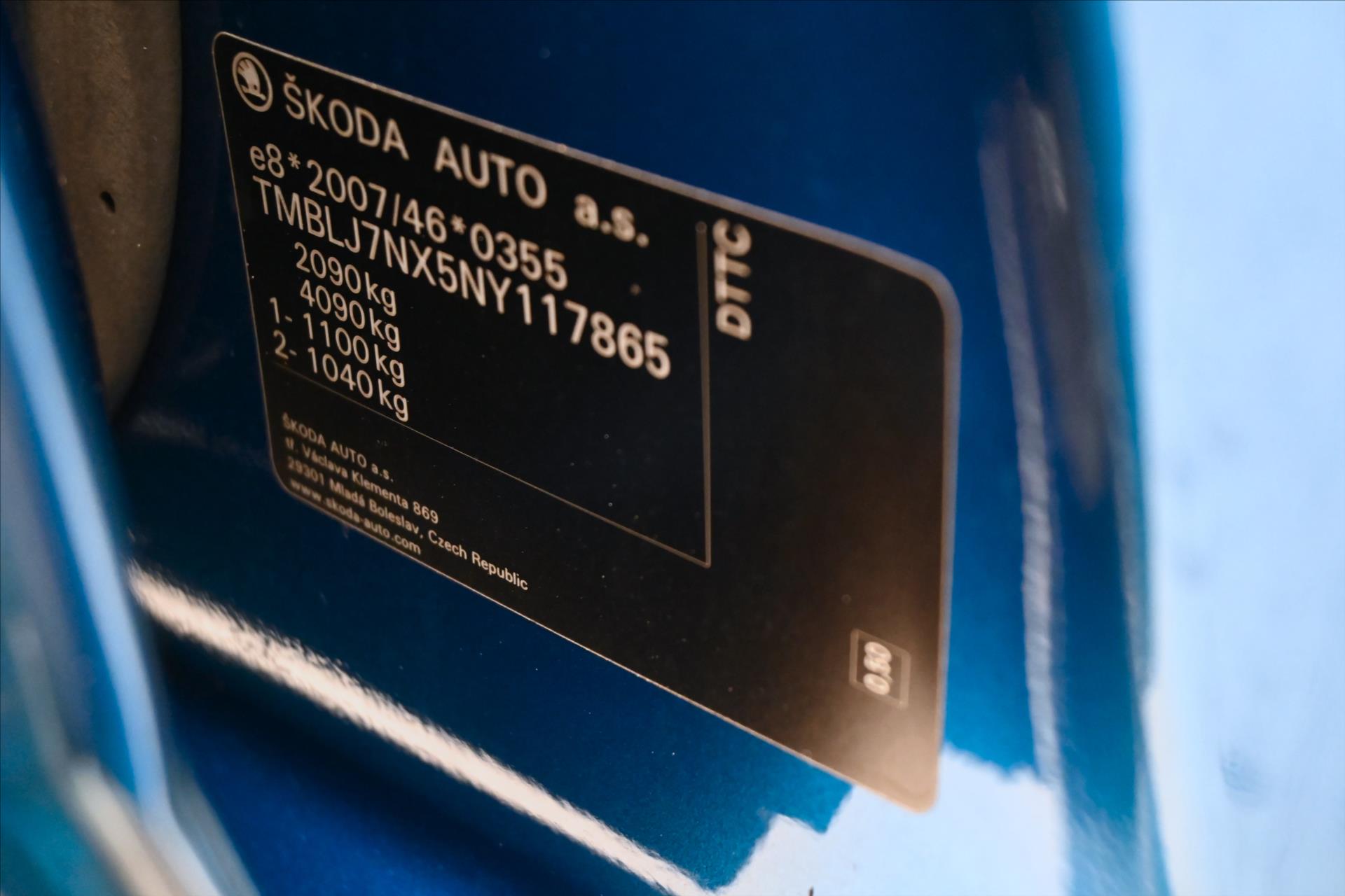 Hlavní fotografie vozu Škoda Octavia 2,0 TDI 110 kW DSG 4x4 Záruka až 5 let (12)