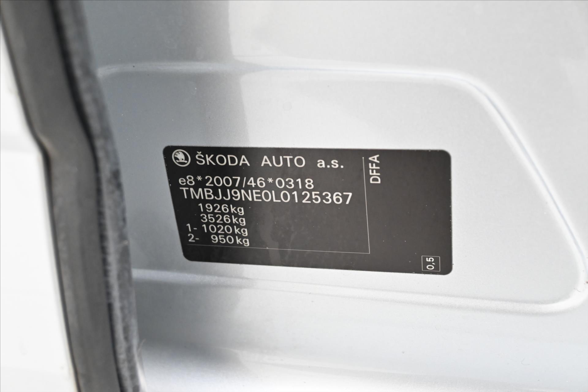 Hlavní fotografie vozu Škoda Octavia 2,0 TDI 110 kW DSG STYLE Záruka až 5 let (11)