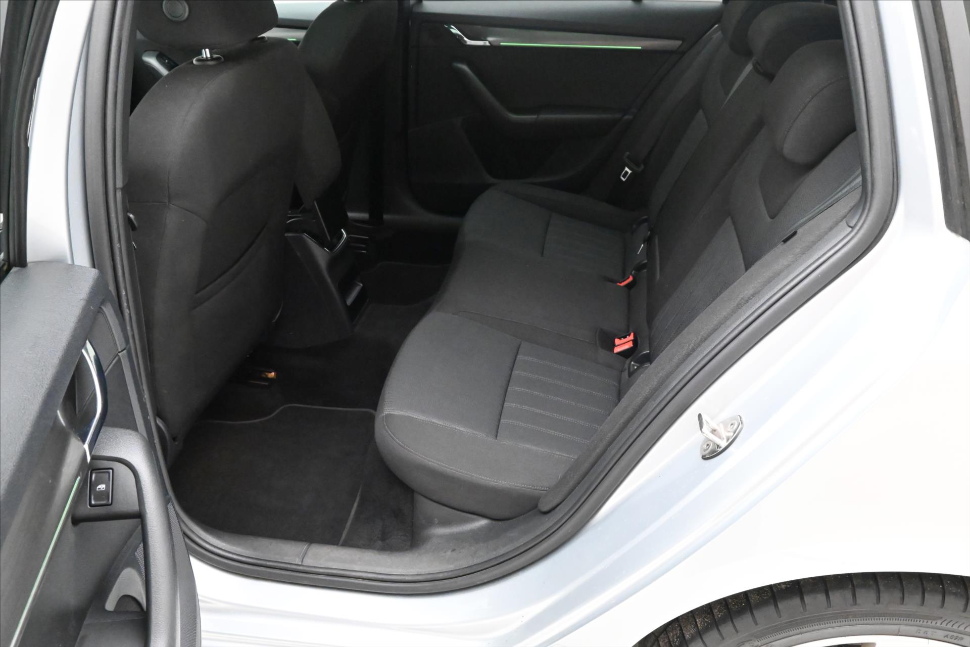 Hlavní fotografie vozu Škoda Octavia 2,0 TDI 110 kW DSG STYLE Záruka až 5 let (13)