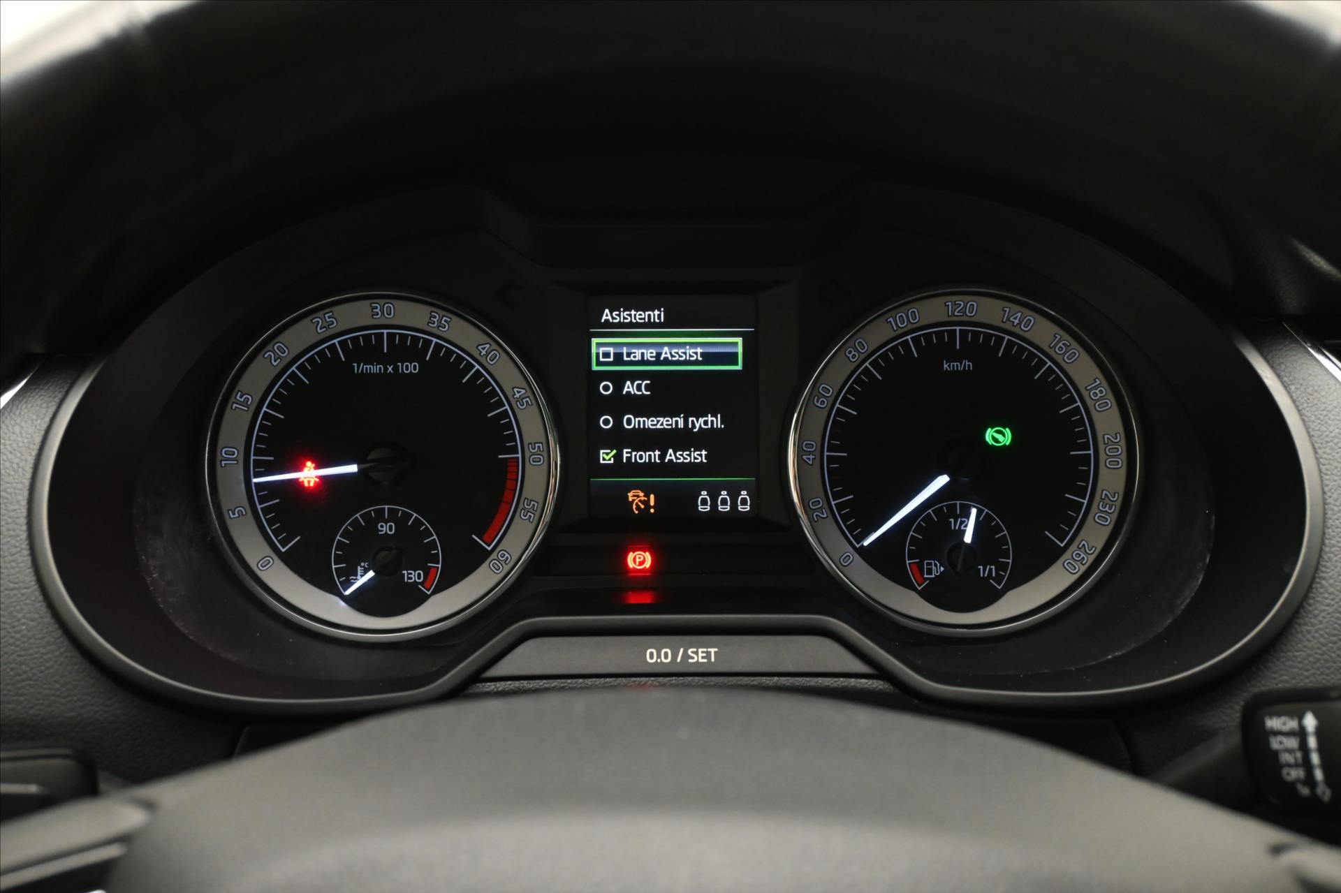 Hlavní fotografie vozu Škoda Octavia 2,0 TDI 110 kW DSG STYLE Záruka až 5 let (15)