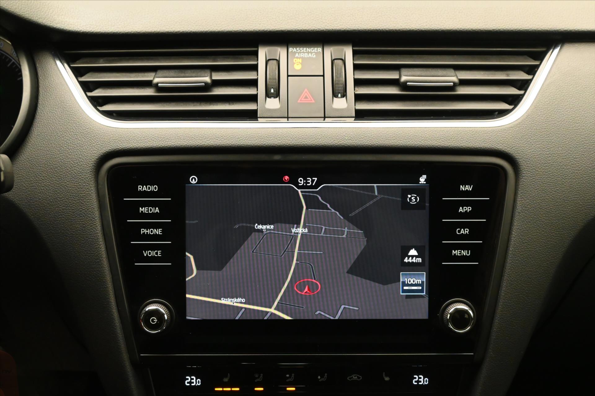 Hlavní fotografie vozu Škoda Octavia 2,0 TDI 110 kW DSG STYLE Záruka až 5 let (19)