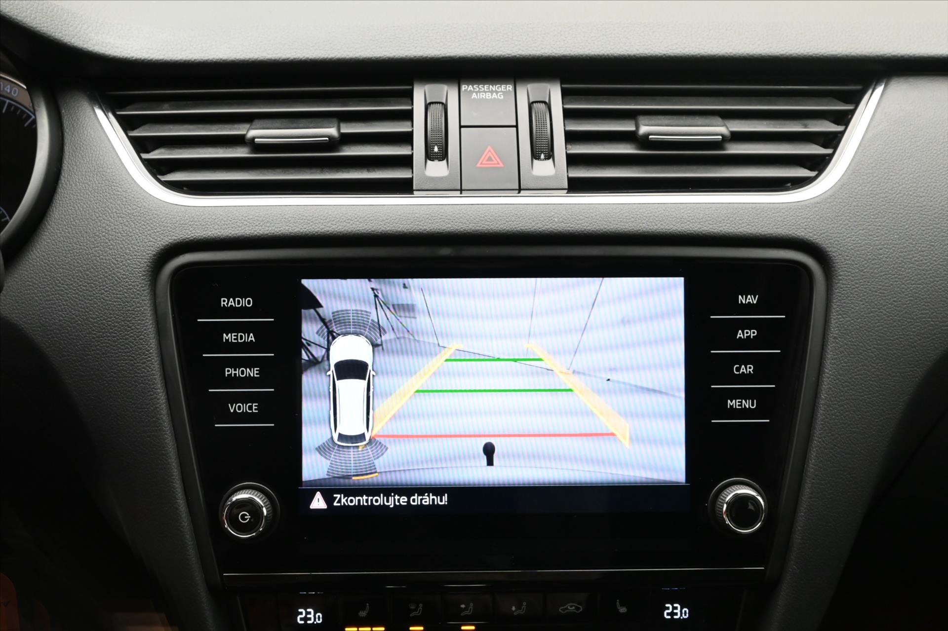 Hlavní fotografie vozu Škoda Octavia 2,0 TDI 110 kW DSG STYLE Záruka až 5 let (22)