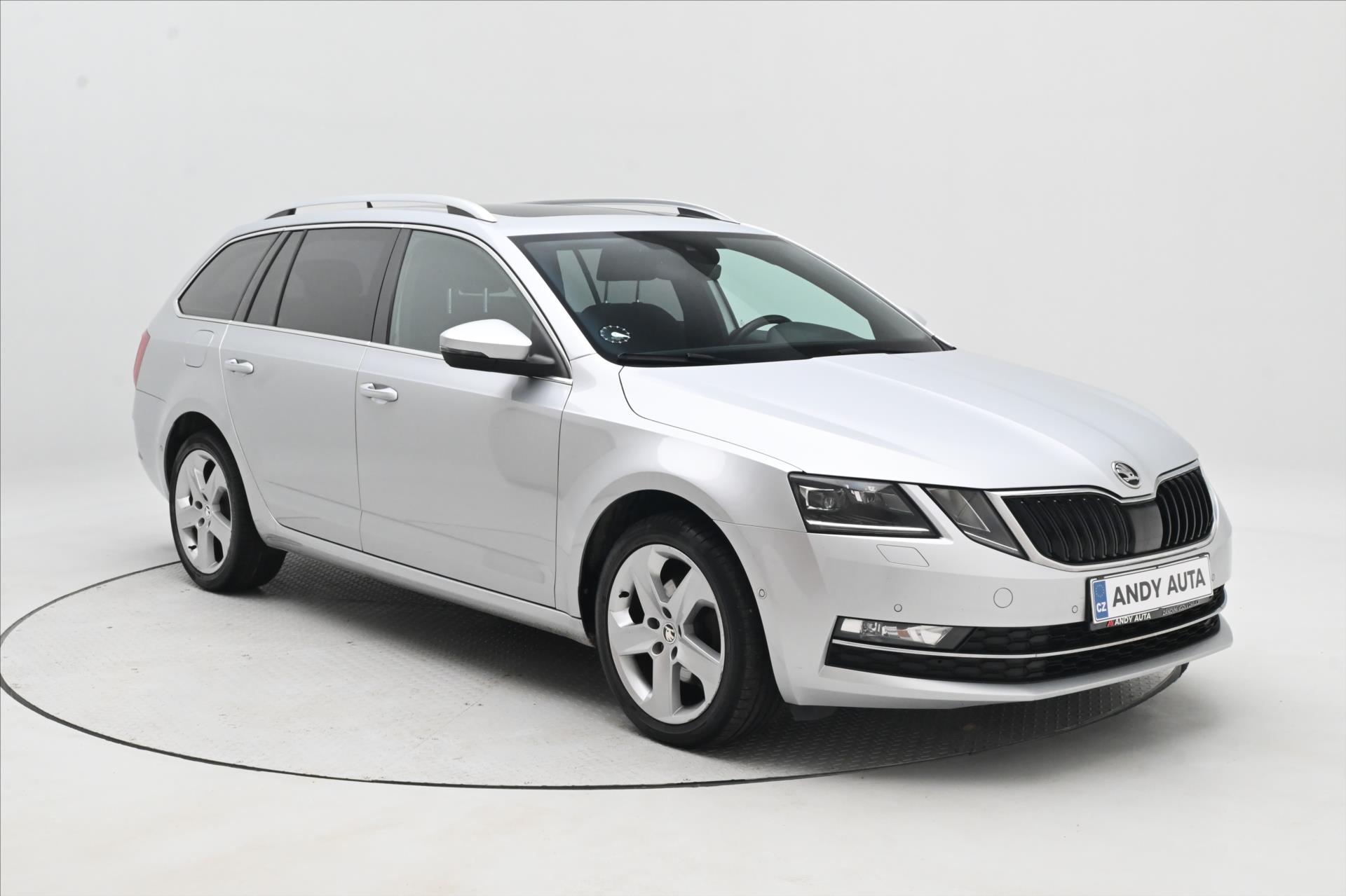 Hlavní fotografie vozu Škoda Octavia 2,0 TDI 110 kW DSG STYLE Záruka až 5 let (2)