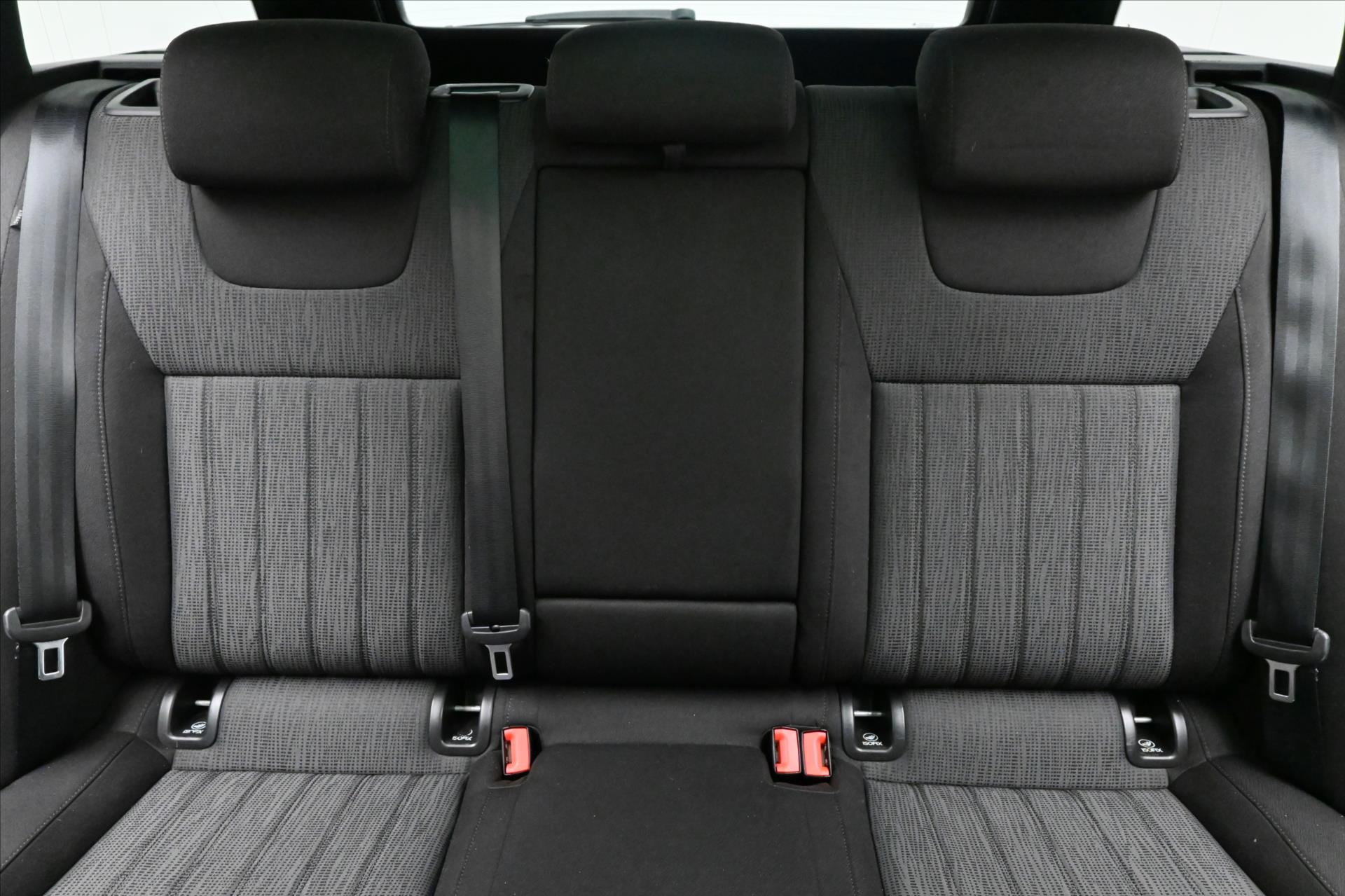 Hlavní fotografie vozu Škoda Octavia 2,0 TDI 110 kW DSG STYLE Záruka až 5 let (29)