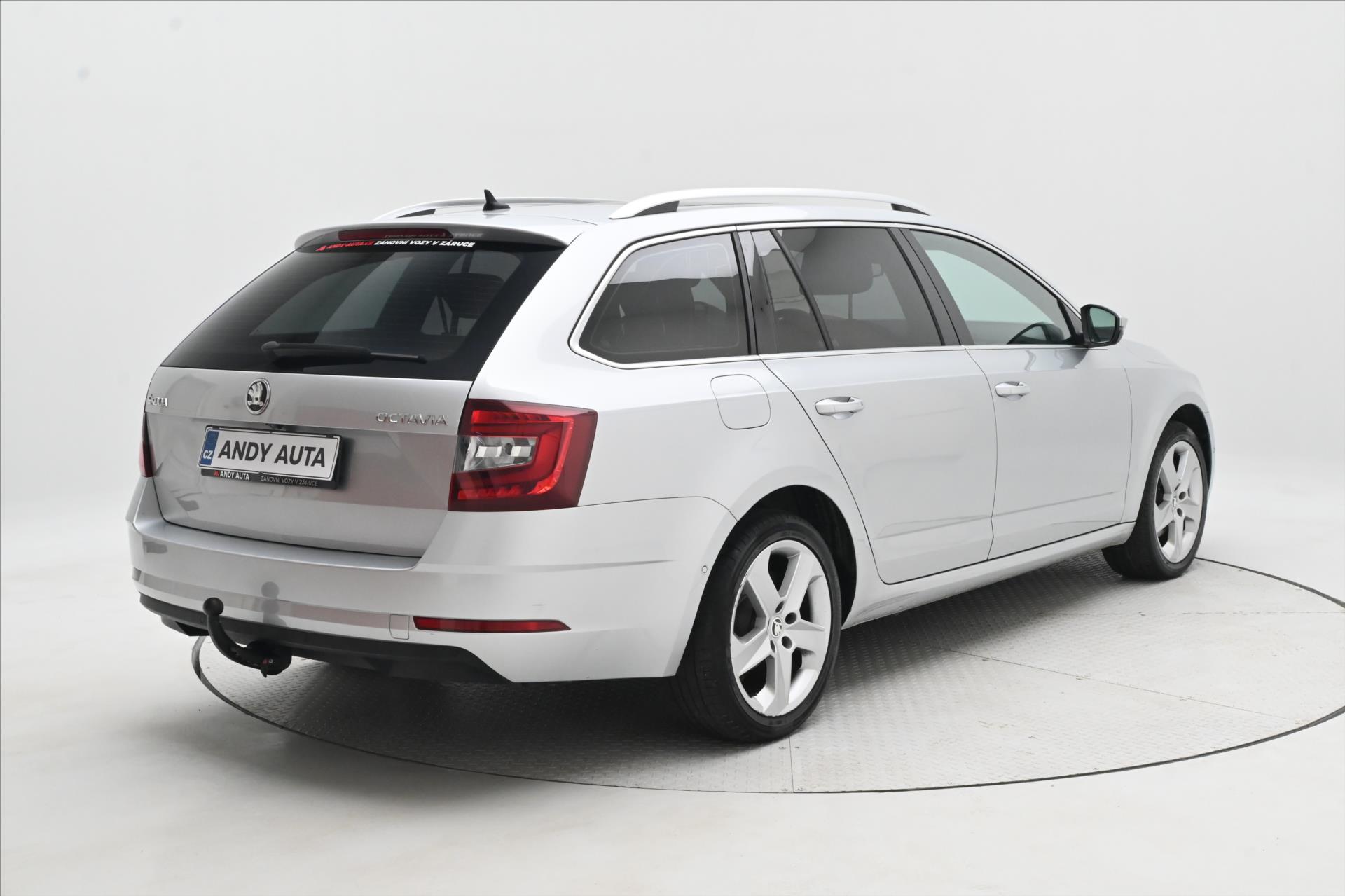Hlavní fotografie vozu Škoda Octavia 2,0 TDI 110 kW DSG STYLE Záruka až 5 let (4)