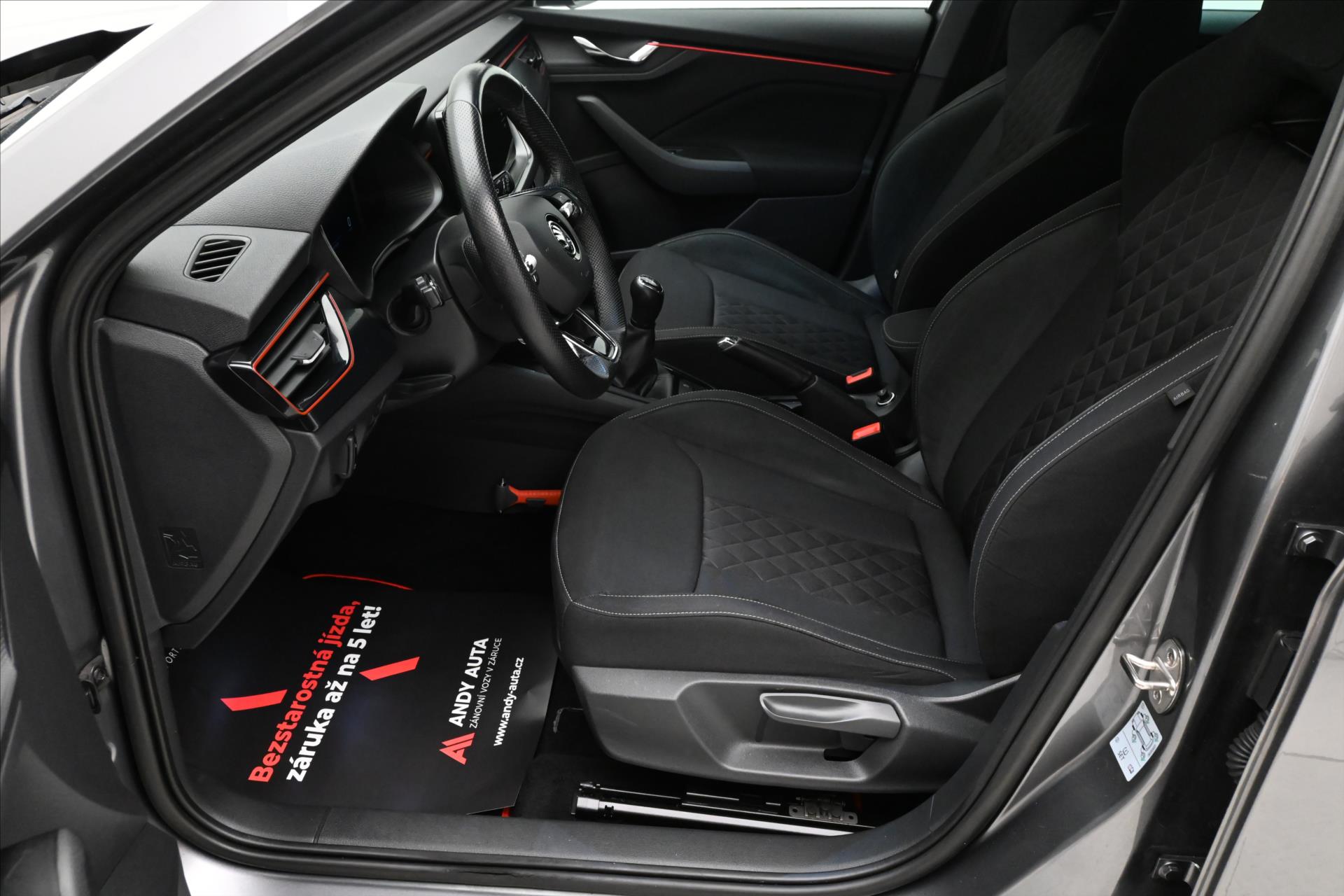 Hlavní fotografie vozu Škoda Kamiq 1,0 TSI 81 kW Sport Business Záruka až 5 let (13)