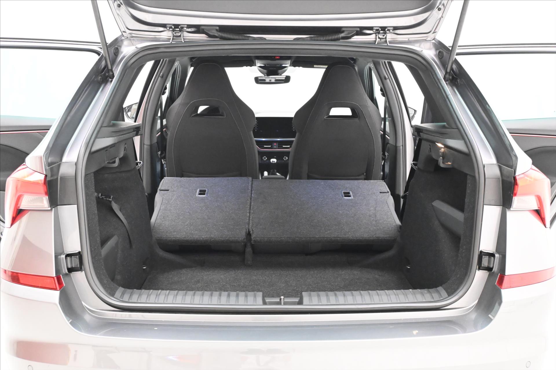 Hlavní fotografie vozu Škoda Kamiq 1,0 TSI 81kW Sport Business Záruka až 5 let (10)