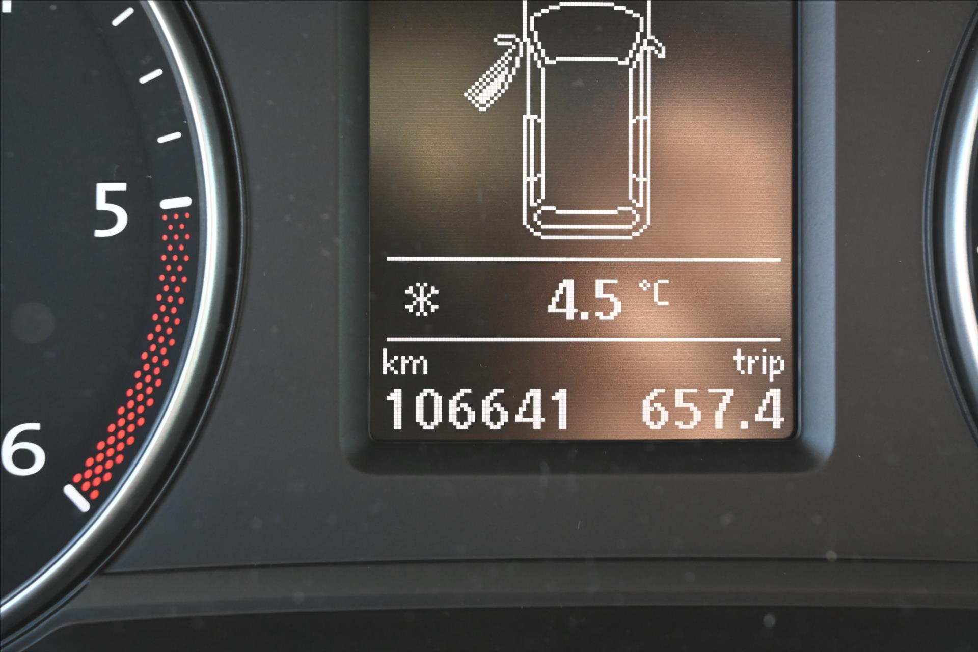 Hlavní fotografie vozu Volkswagen Sharan 2,0 TDI 110kW Highline DSG VŮZ PŘIPRAVUJEME K PRODEJI (2)