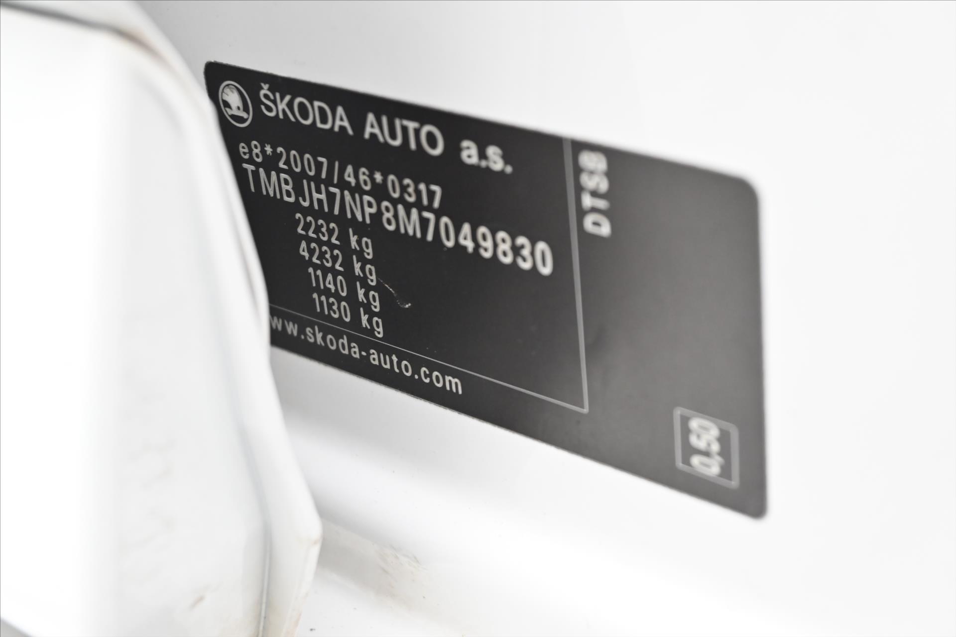 Hlavní fotografie vozu Škoda Superb 2,0 TDI 110 kW DSG Ambition Záruka až 5 let (13)