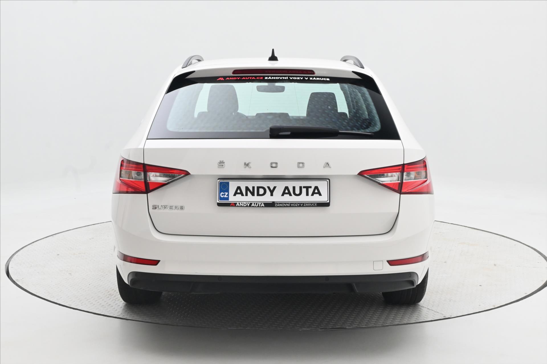 Hlavní fotografie vozu Škoda Superb 2,0 TDI 110kW AMBITION DSG Záruka až 5 let (6)