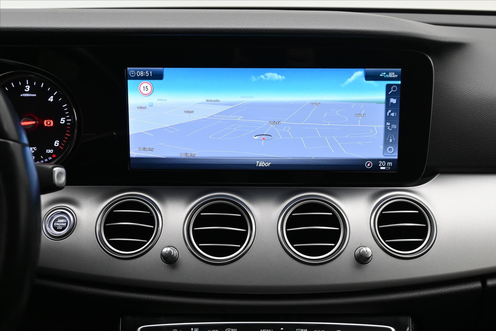 Hlavní fotografie vozu Mercedes-Benz Třídy E 2,0 220d 143 kW Avantgarde AT9 Záruka až 5 let (20)