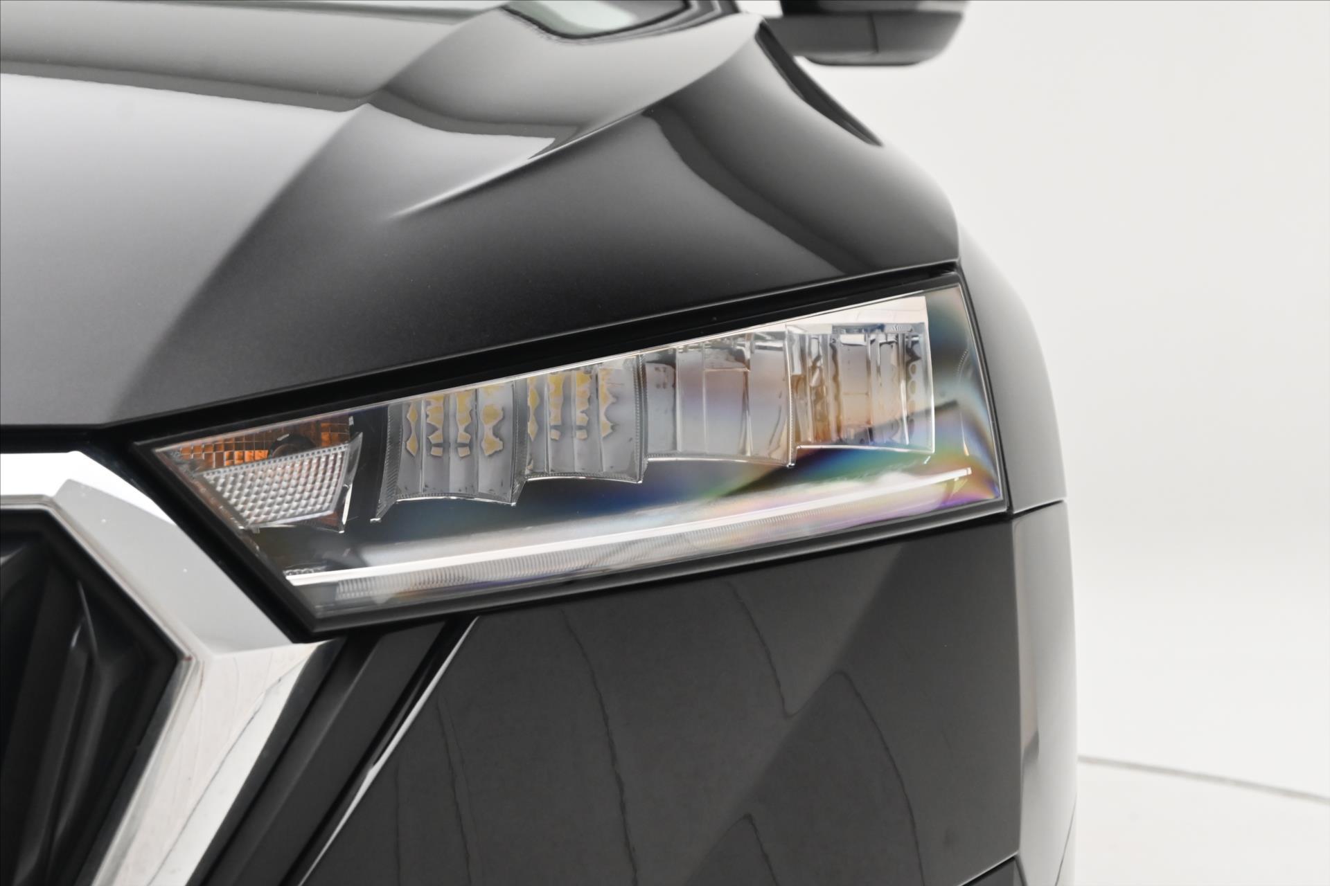 Hlavní fotografie vozu Škoda Octavia 2,0 TDI 110 kW DSG Style Záruka až 5 let (29)