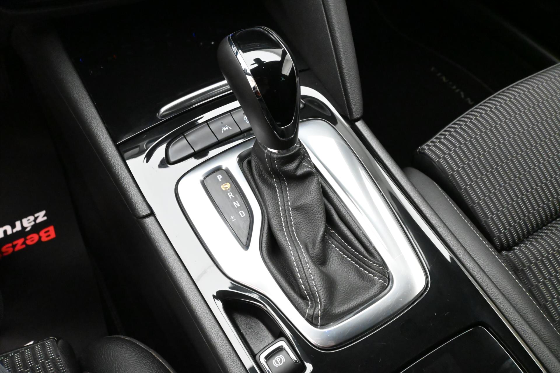 Hlavní fotografie vozu Opel Insignia 2,0 CDTi 128 kW AT8 Elegance-Cosmo Záruka až 5 let (21)