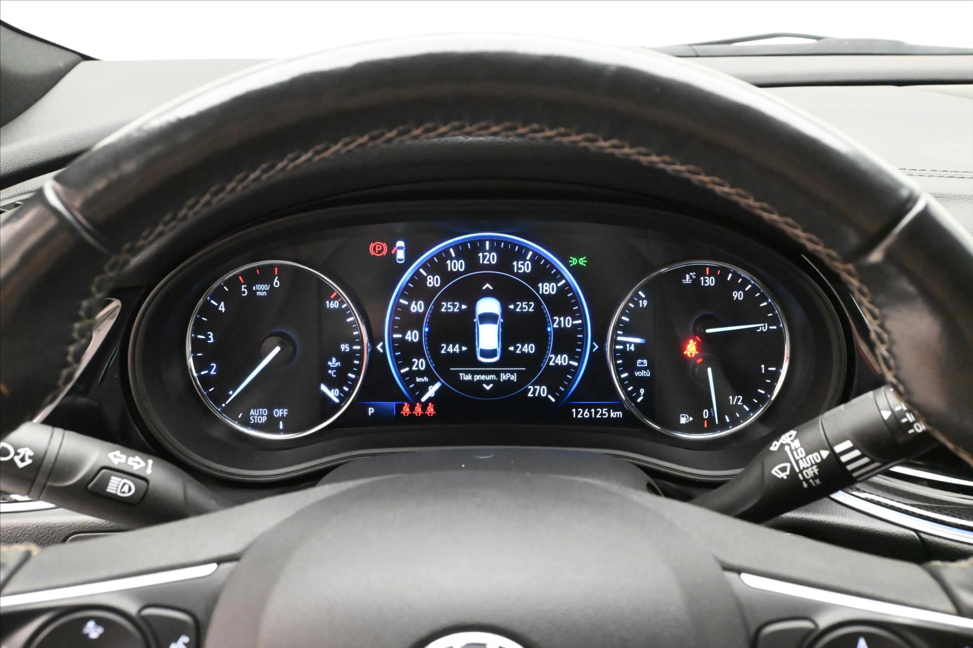 Hlavní fotografie vozu Opel Insignia 2,0 CDTi 128kW AT8 ELEGANCE-COSMO Záruka až 5 let (16)