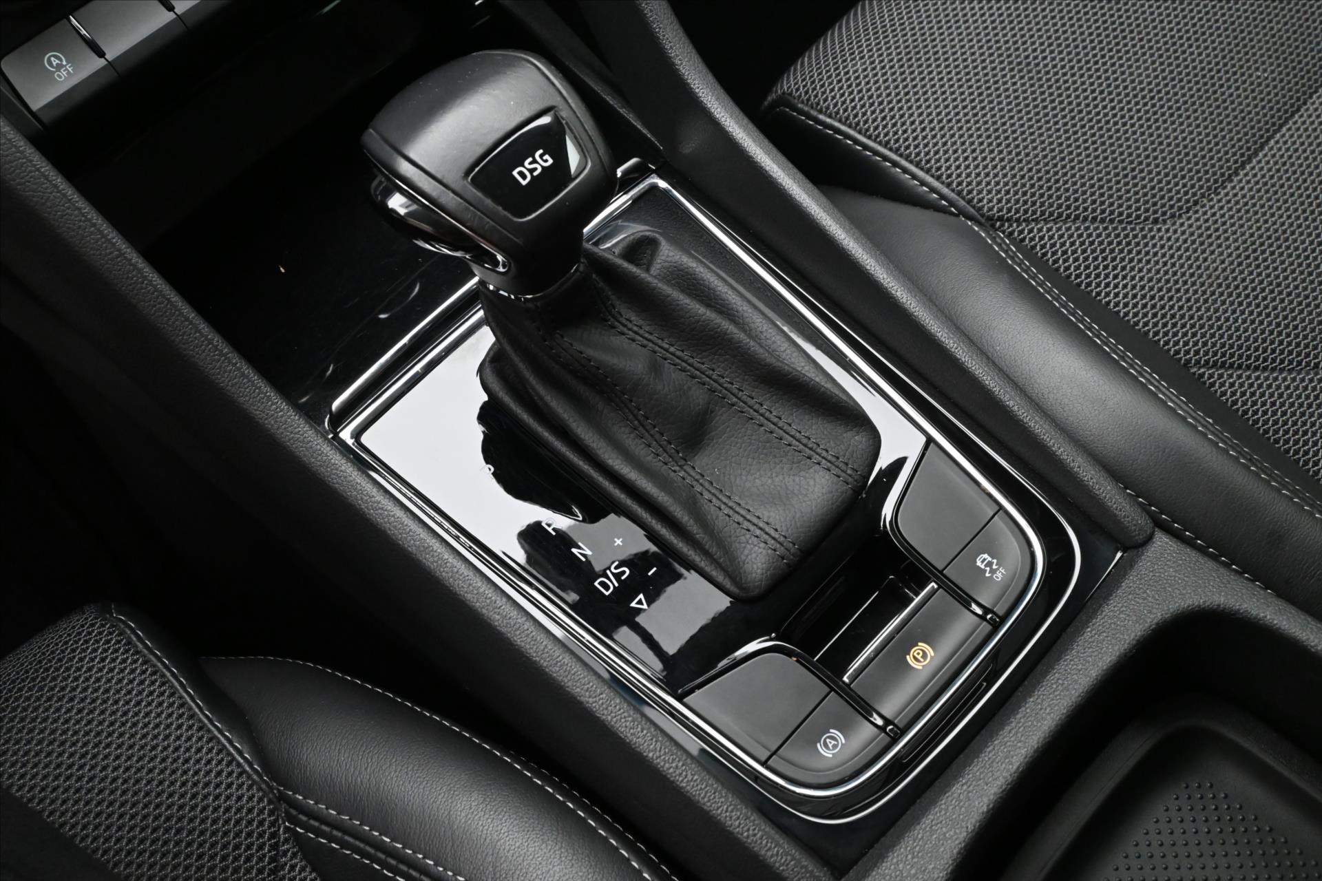 Hlavní fotografie vozu Škoda Kodiaq 2,0 TDI 110kW STYLE DSG Záruka až 5 let (24)