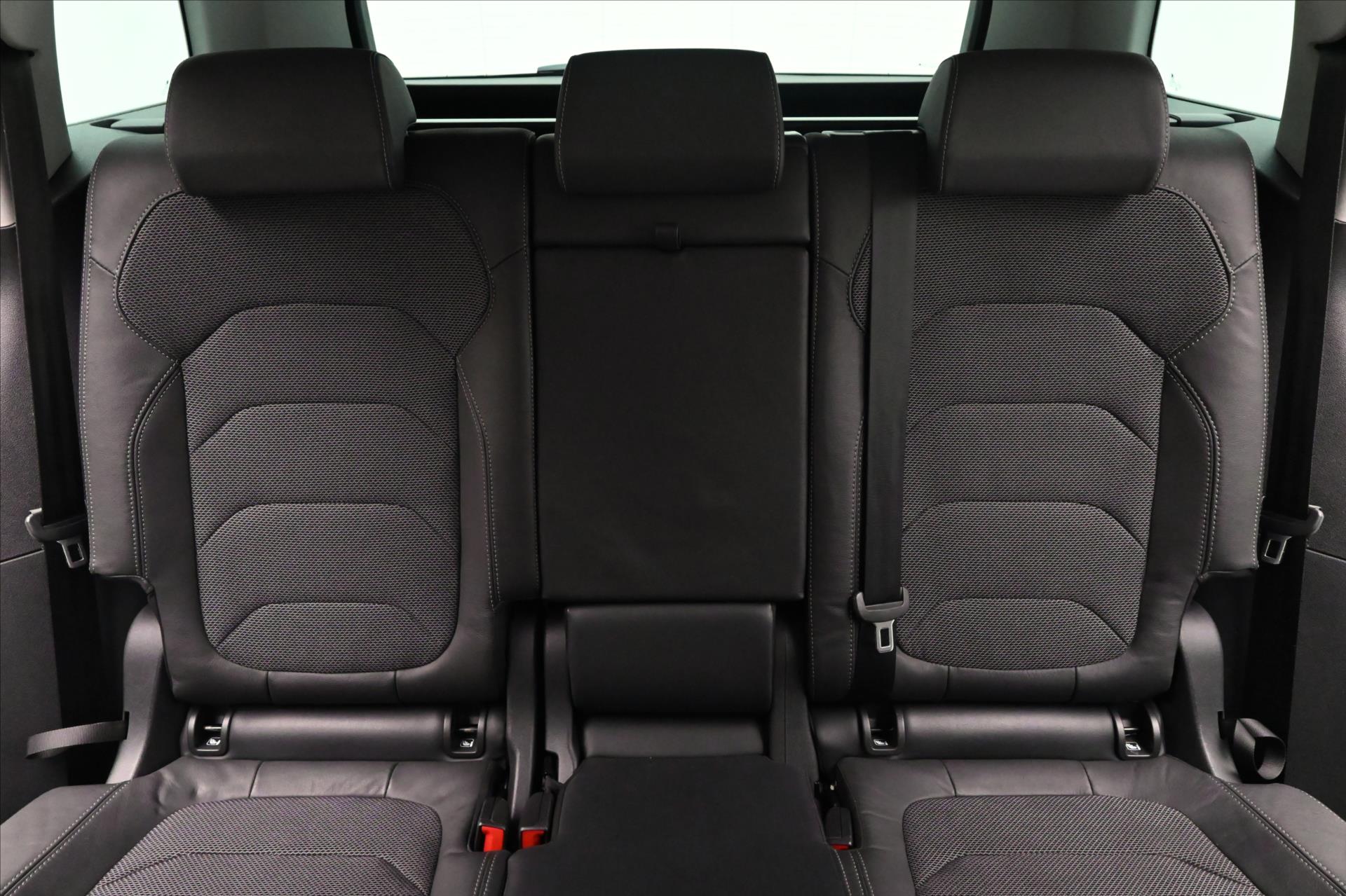 Hlavní fotografie vozu Škoda Kodiaq 2,0 TDI 110kW STYLE DSG Záruka až 5 let (28)