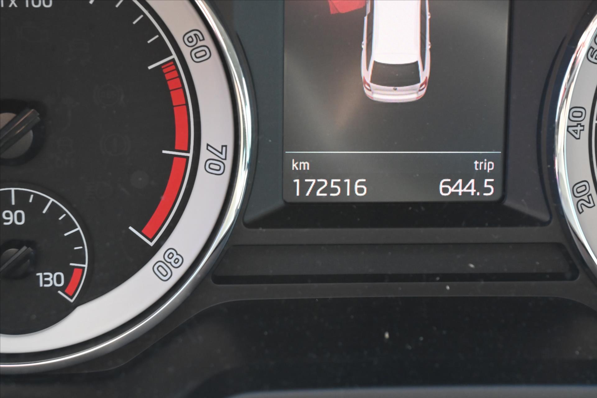 Hlavní fotografie vozu Škoda Octavia 1,5 TSI 110kW Business DSG VŮZ PŘIPRAVUJEME K PRODEJI (2)