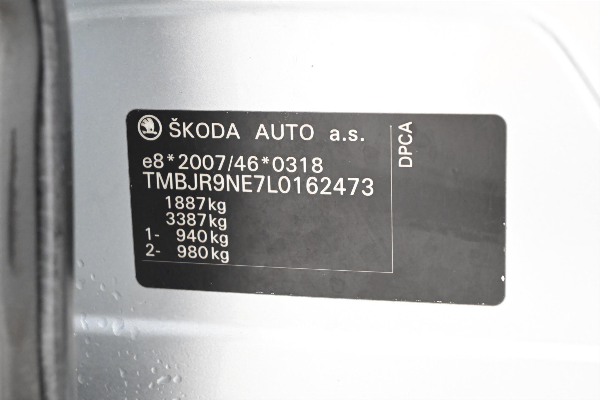 Hlavní fotografie vozu Škoda Octavia 1,5 TSI 110kW Business DSG Záruka až 5 let (11)