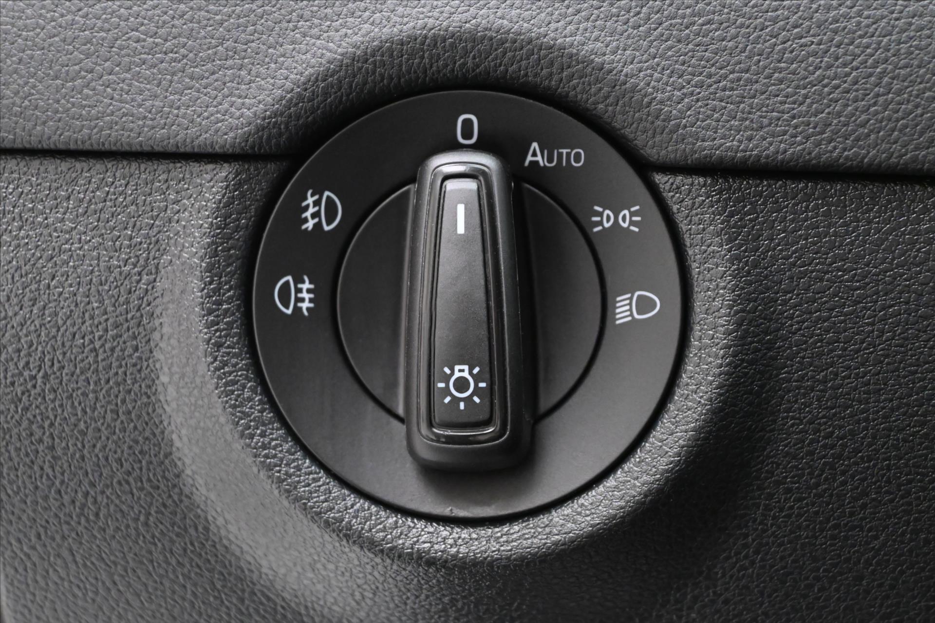 Hlavní fotografie vozu Škoda Octavia 1,5 TSI 110kW Business DSG Záruka až 5 let (24)