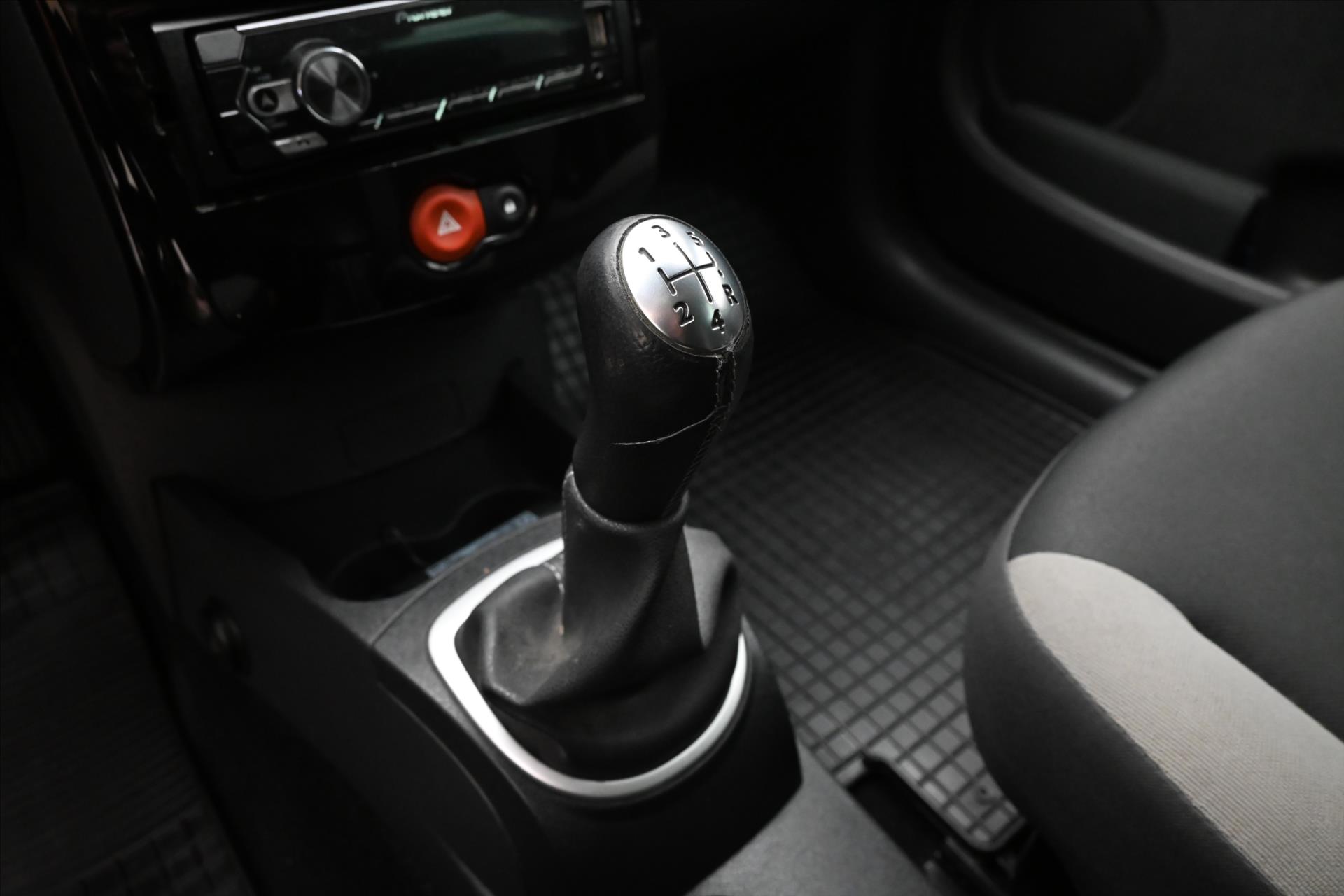 Hlavní fotografie vozu Renault Clio 1,2 Tce 74kW GRANDT (19)