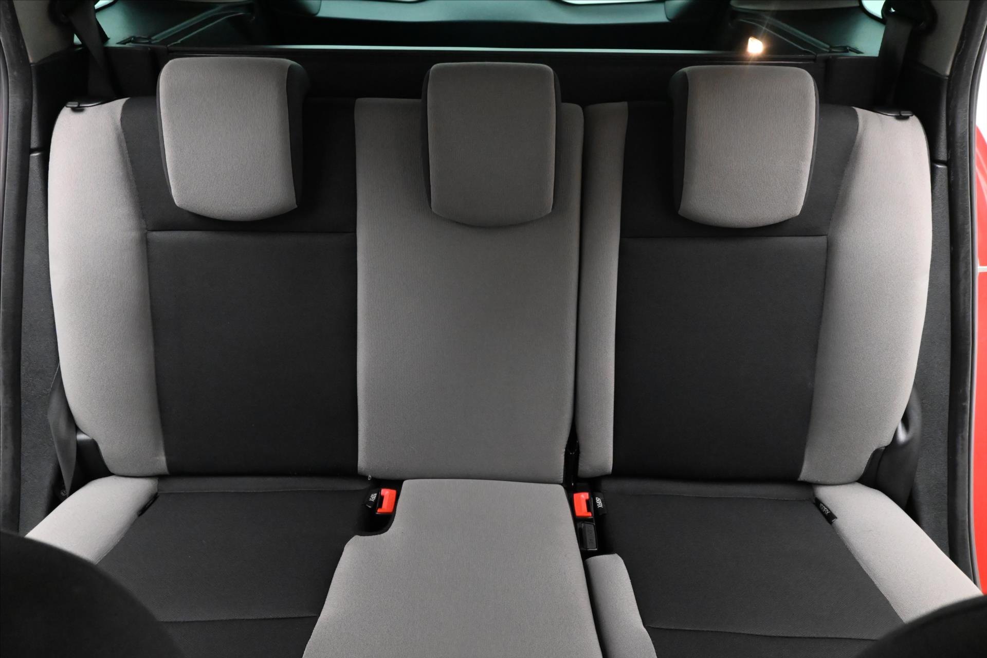 Hlavní fotografie vozu Renault Clio 1,2 Tce 74kW GRANDT (23)